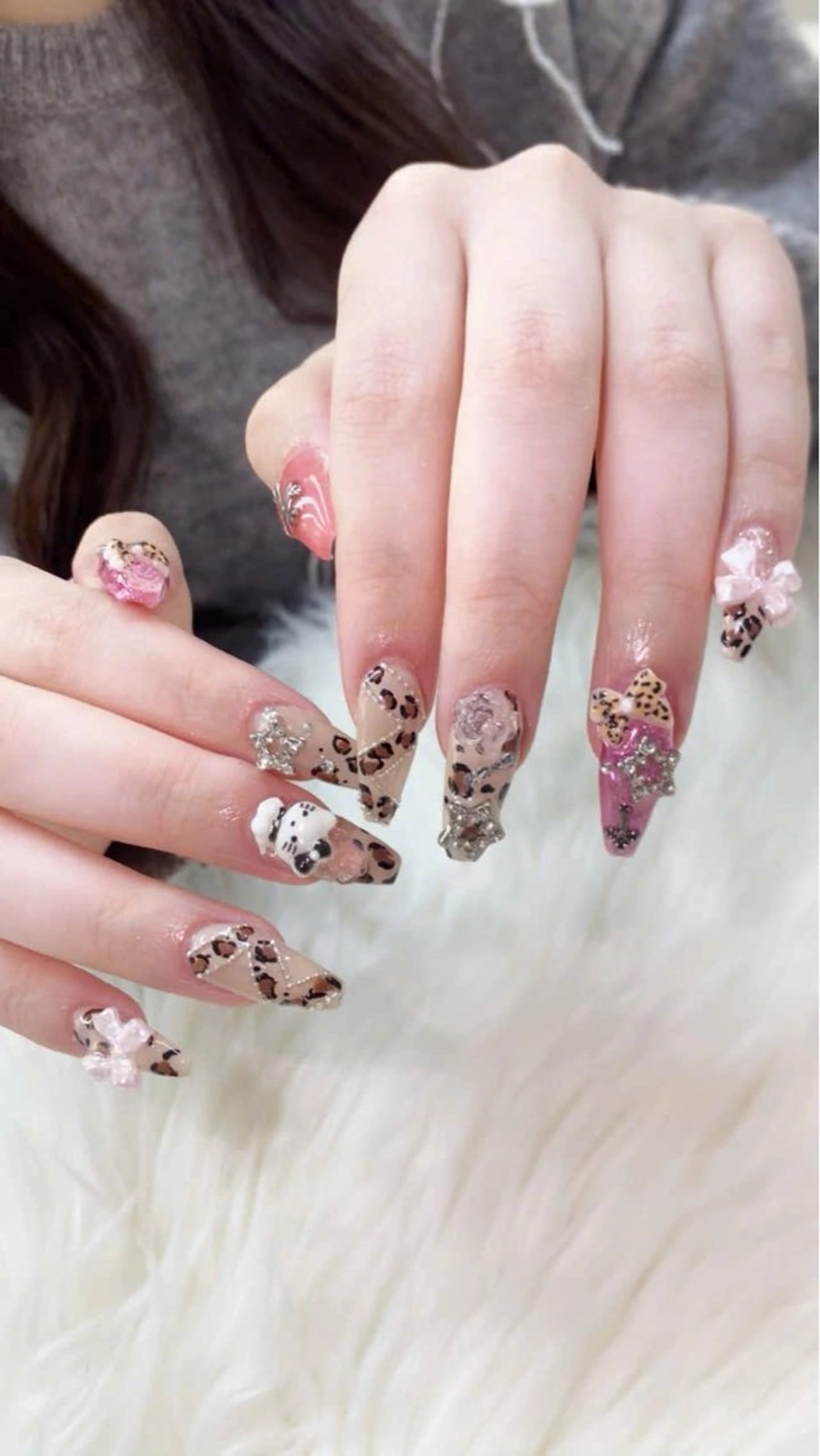 ネイル 成人式 フレンチネイル グラデーション 韓国ネイル マグネットネイル ハンドネイル ハンドケア Hara Nail 【パラジェル使用】のネイルデザイン