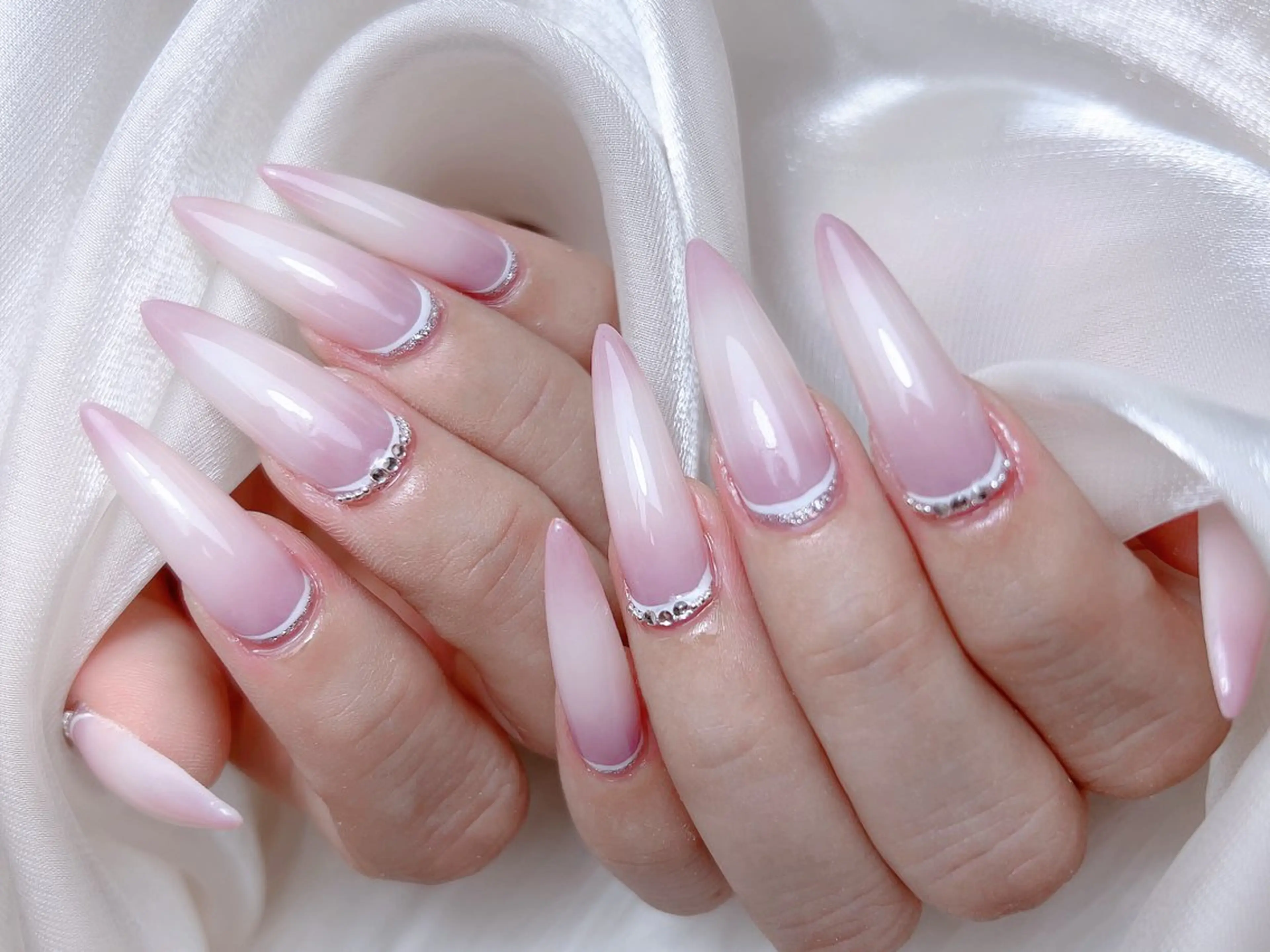 ネイル ハンドネイル M🌷nail 長さだし専門店のネイルデザイン