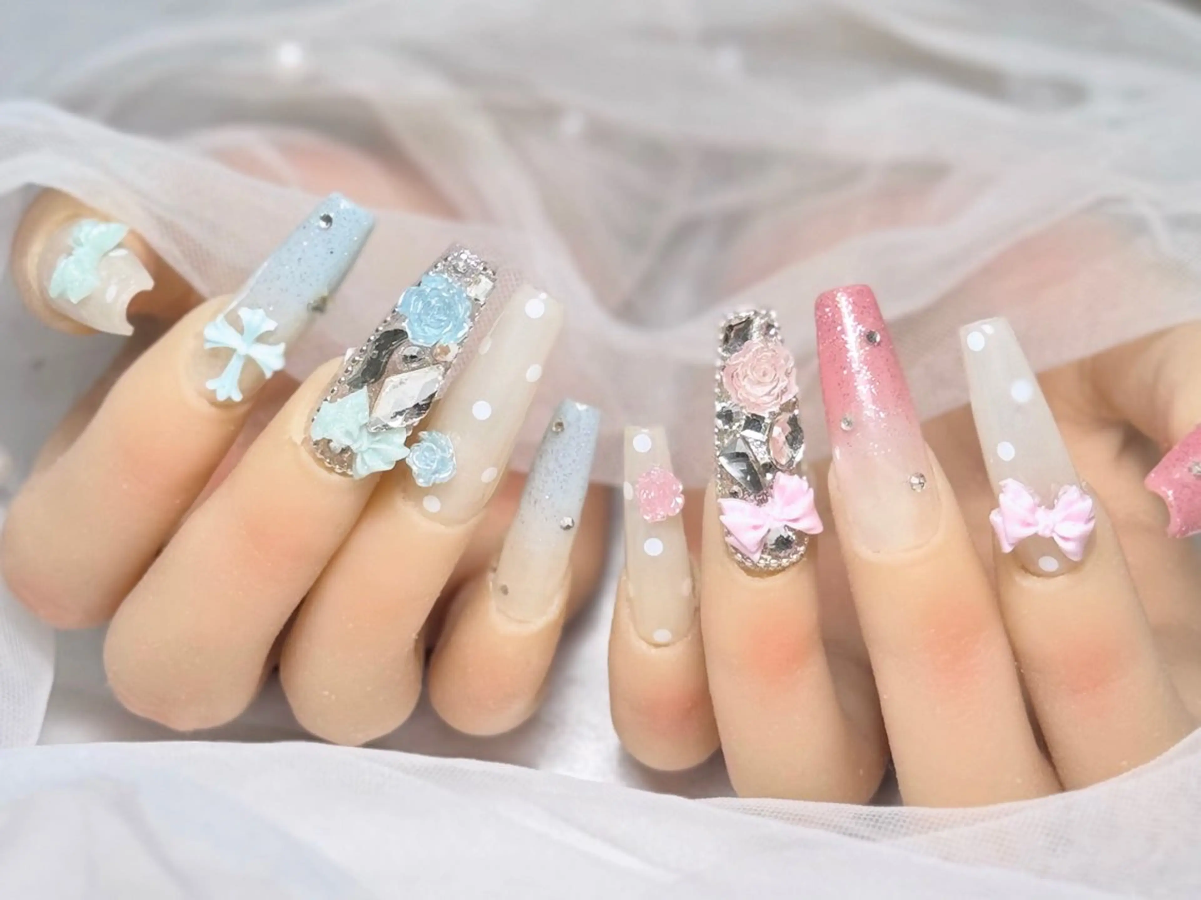 ネイル ハンドネイル Roi〈ロワ〉 Yume🎀のネイルデザイン
