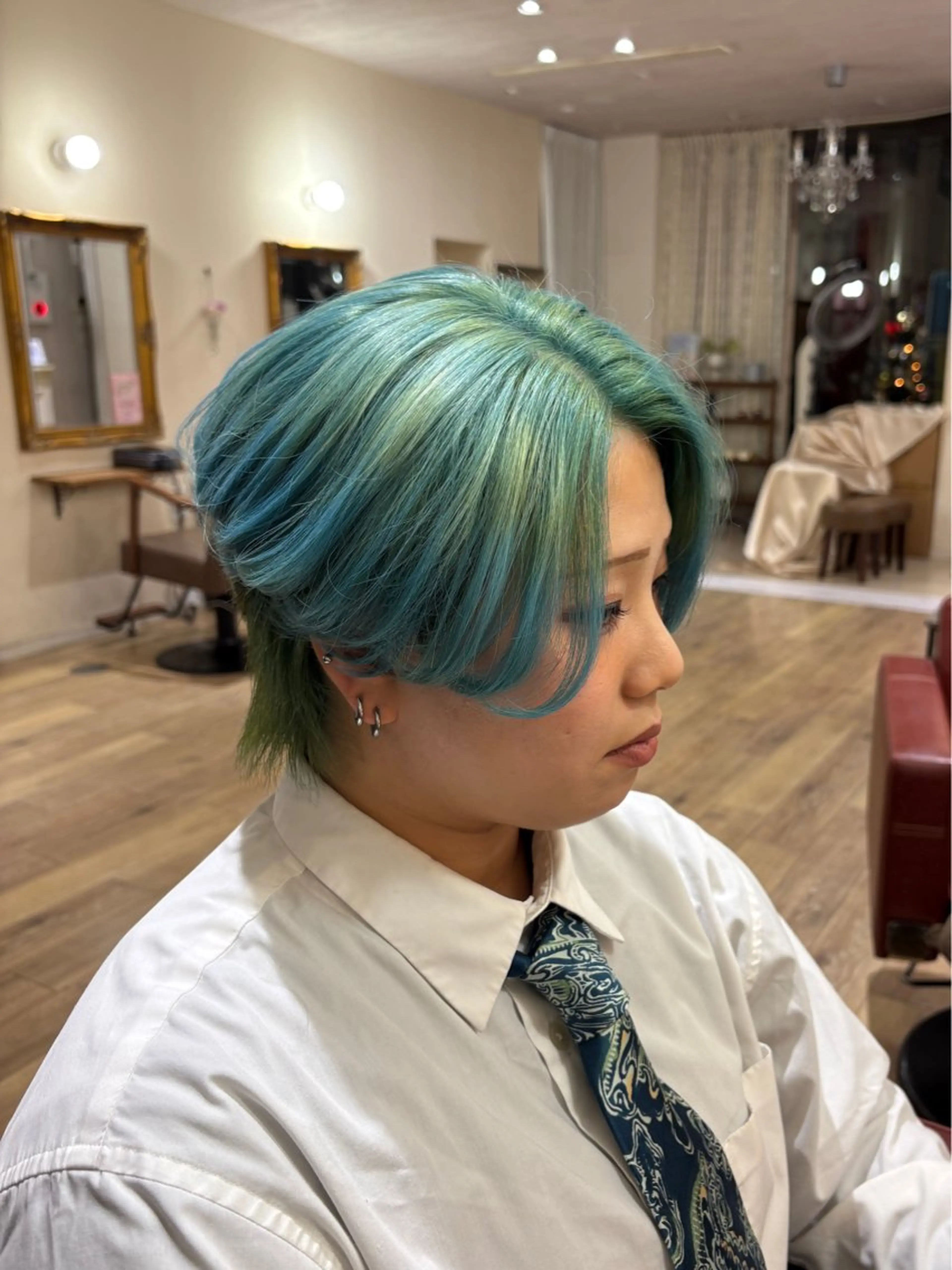 カラー Plaatje 響のヘアスタイル