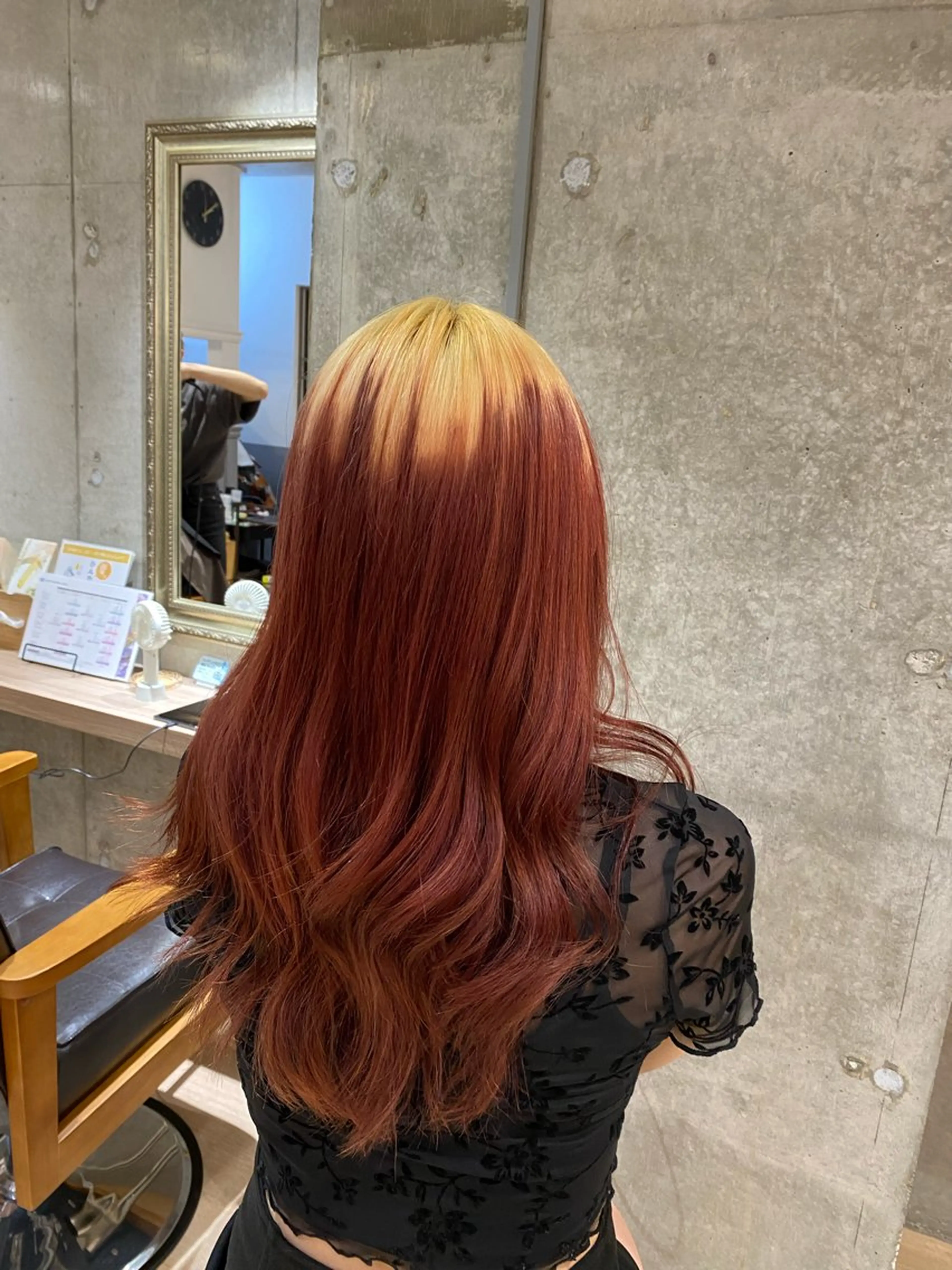 ロング カラー デザインカラー 齋藤 椋哉のヘアスタイル