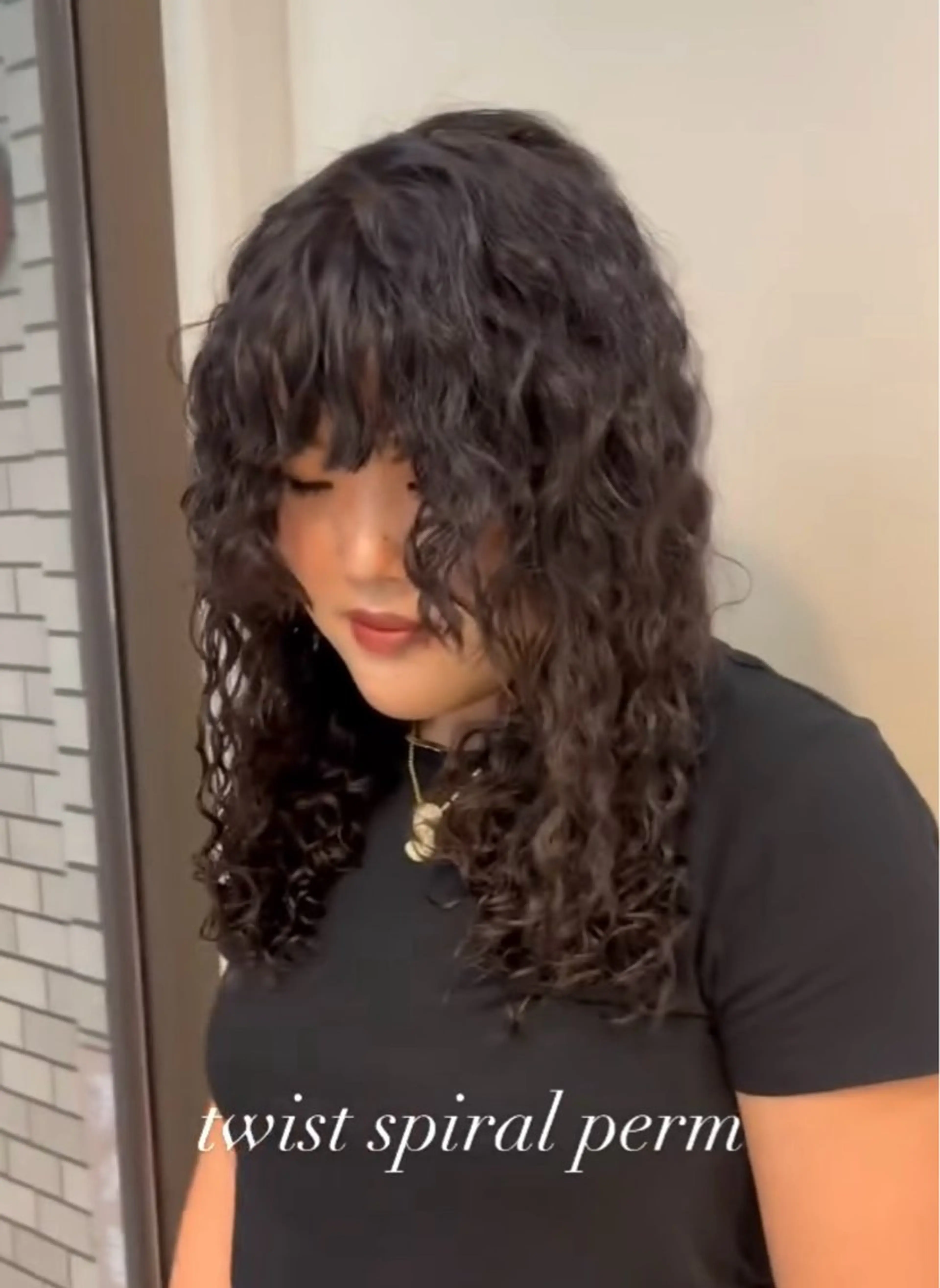 パーマ スパイラルパーマ ツイストパーマ パーマ トリートメント ナナ/大阪心斎橋/ レイヤーカットのヘアスタイル