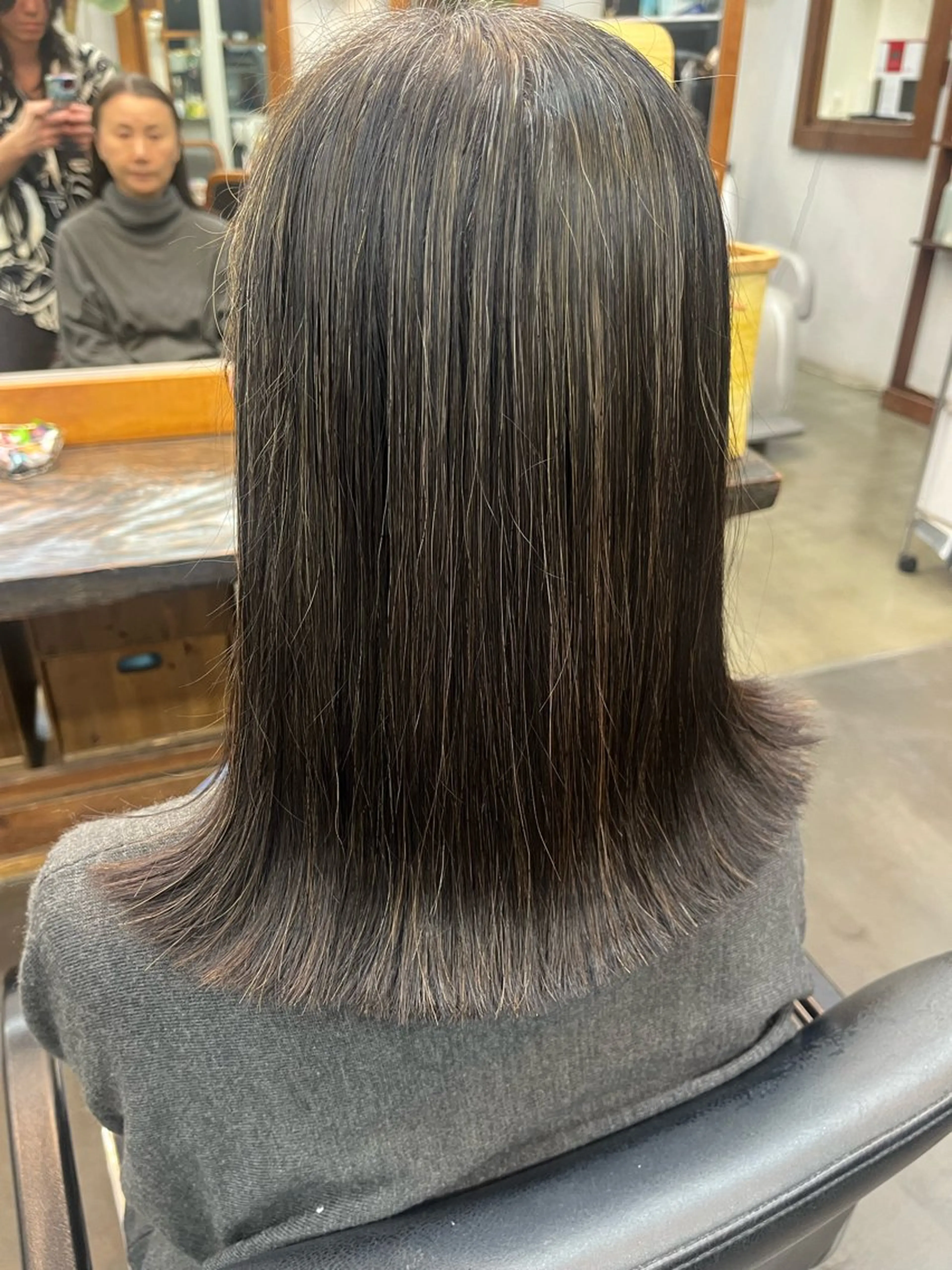 ミディアム ボブ 外ハネヘア 中島 海斗のヘアスタイル