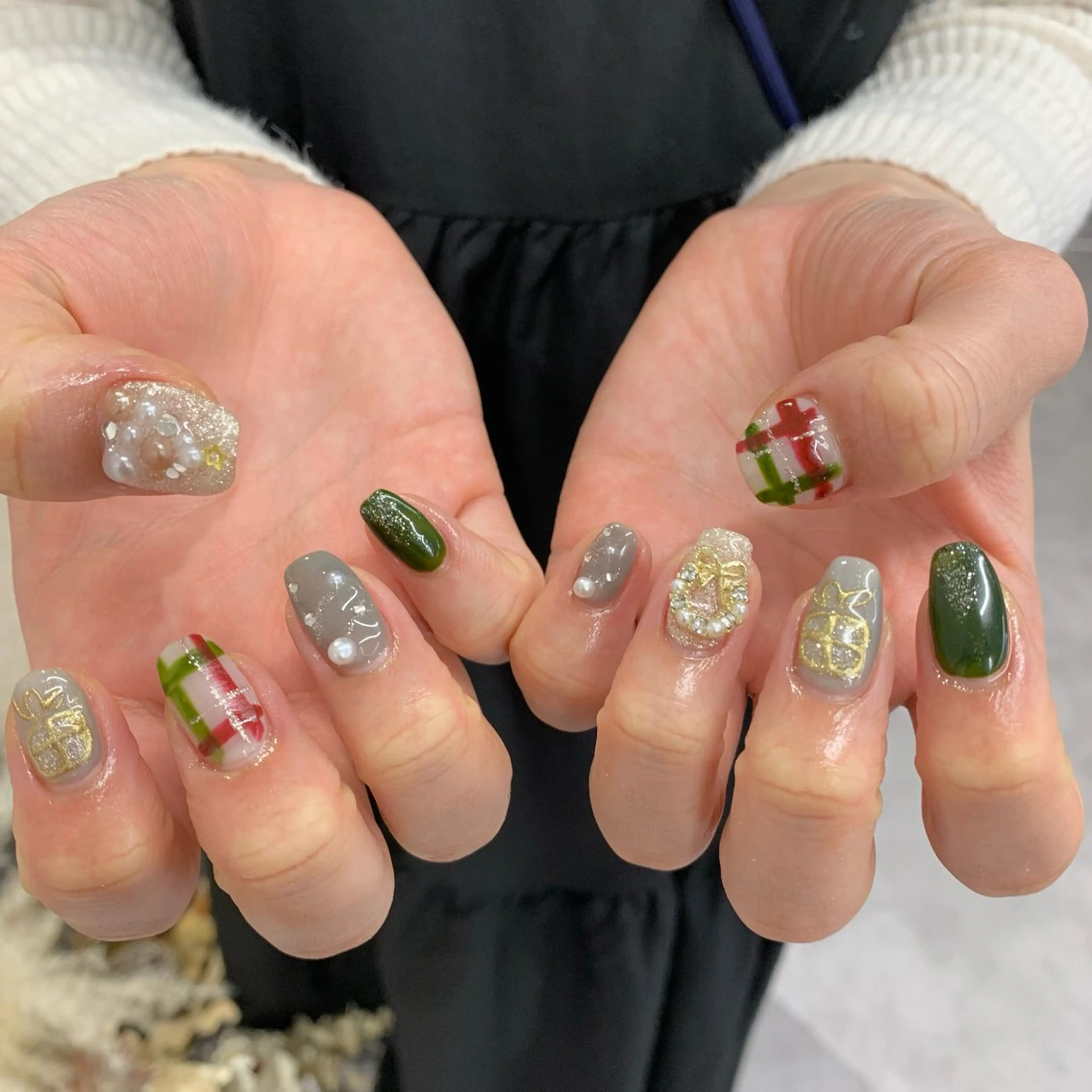 ネイル マキノ ユイのネイルデザイン