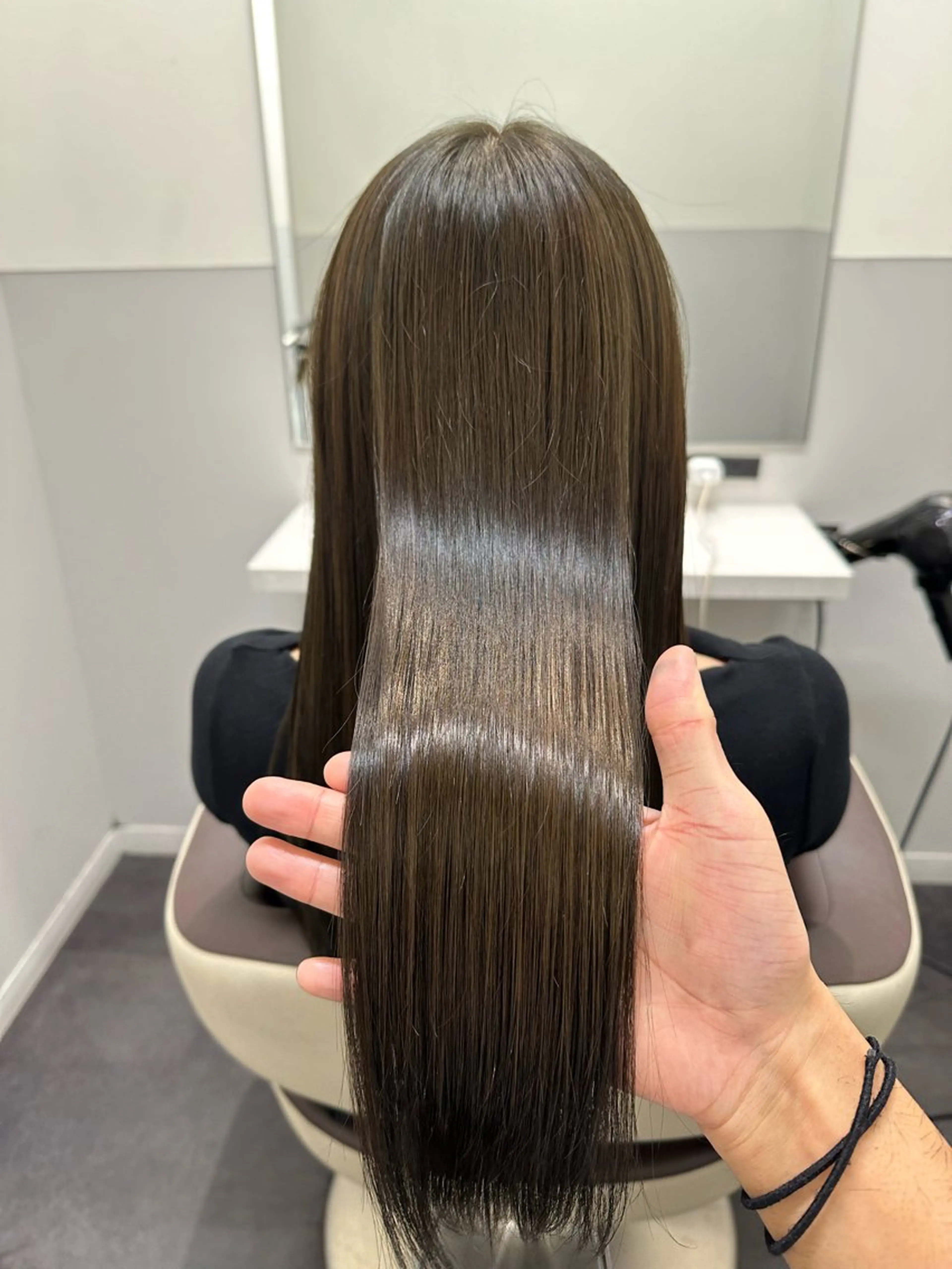 ロング カラー 髪質改善 縮毛矯正 トリートメント 酸熱トリートメント カット ヘアカラー トリートメント 【美髪矯正 /髪質改善】RINのヘアスタイル