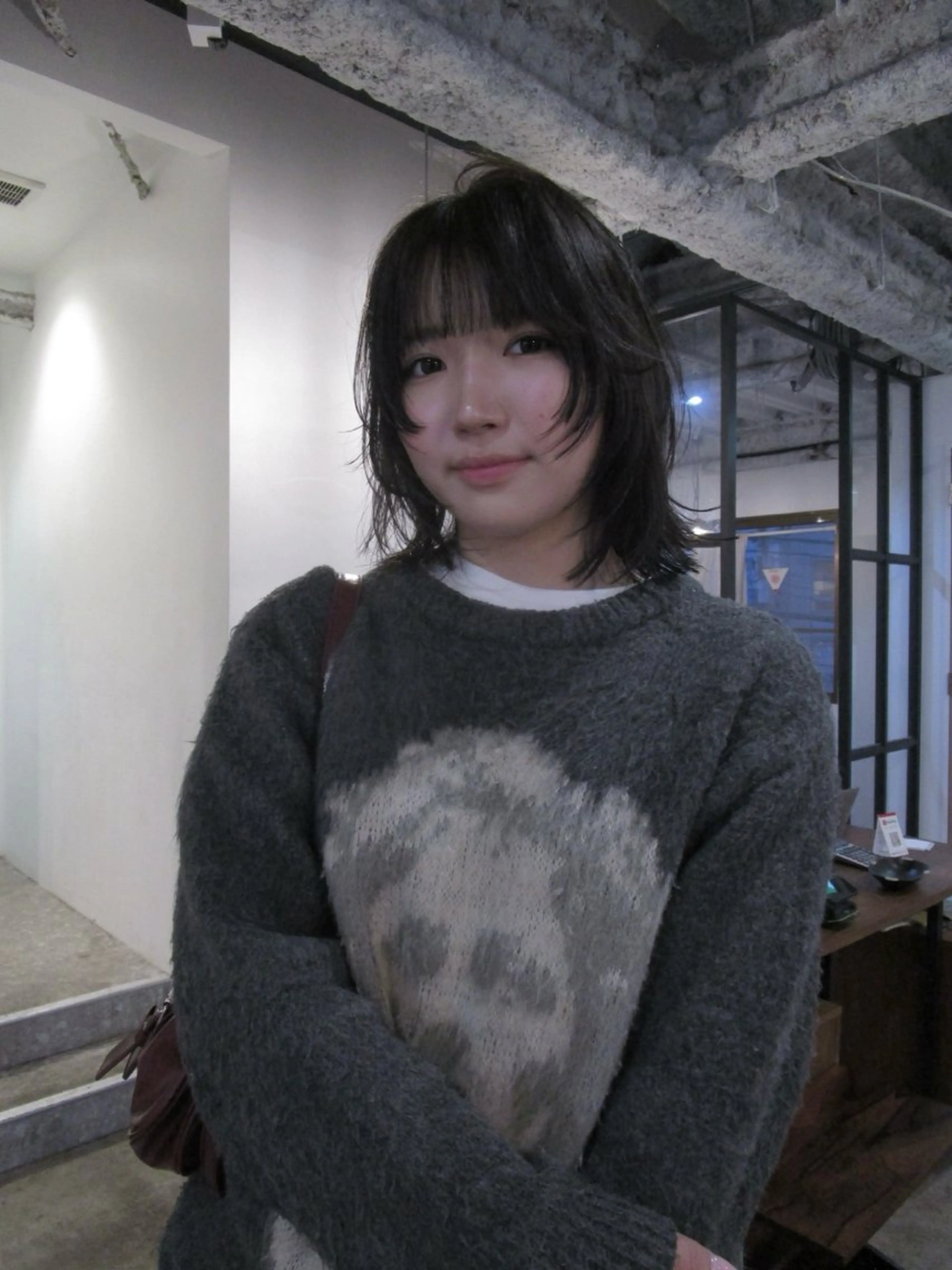 ミディアム カラー グレージュ ボブ 顔周りカット レイヤーカット カット ヘアカラー トリートメント yu maのヘアスタイル