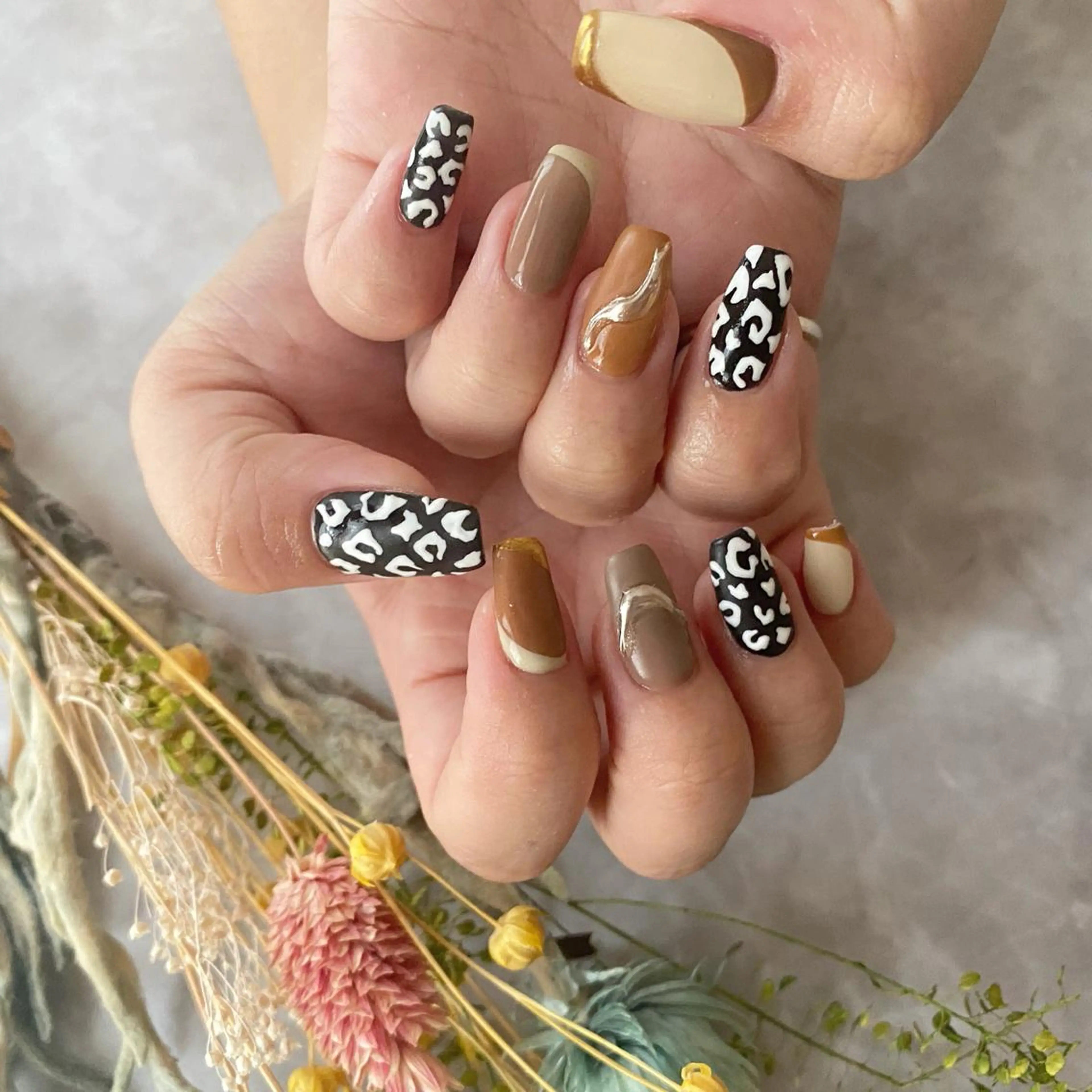 ネイル 持ち込み ハンドネイル ëmma nail_ by chulaのネイルデザイン