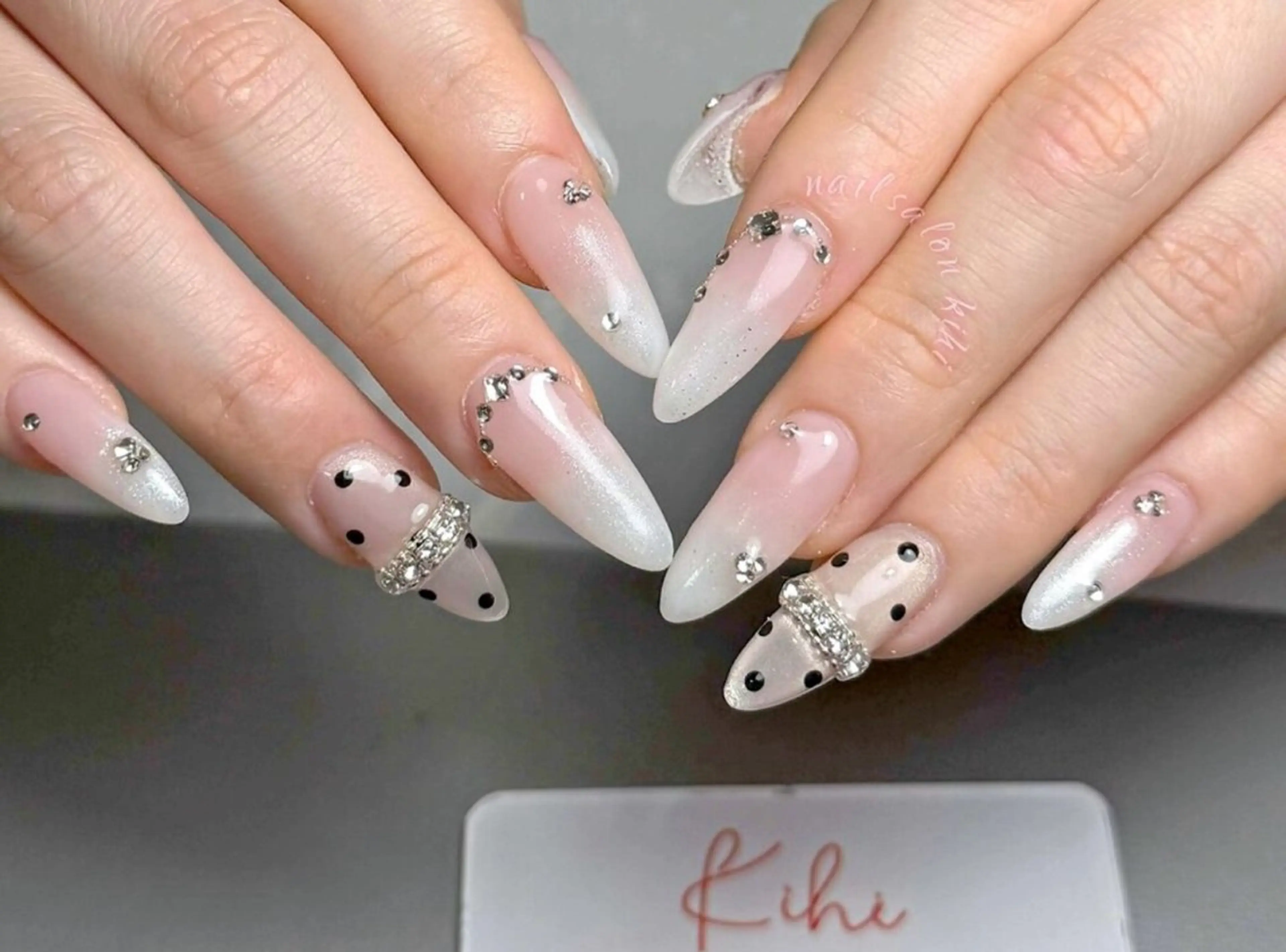 ネイル 清水 ユナのネイルデザイン