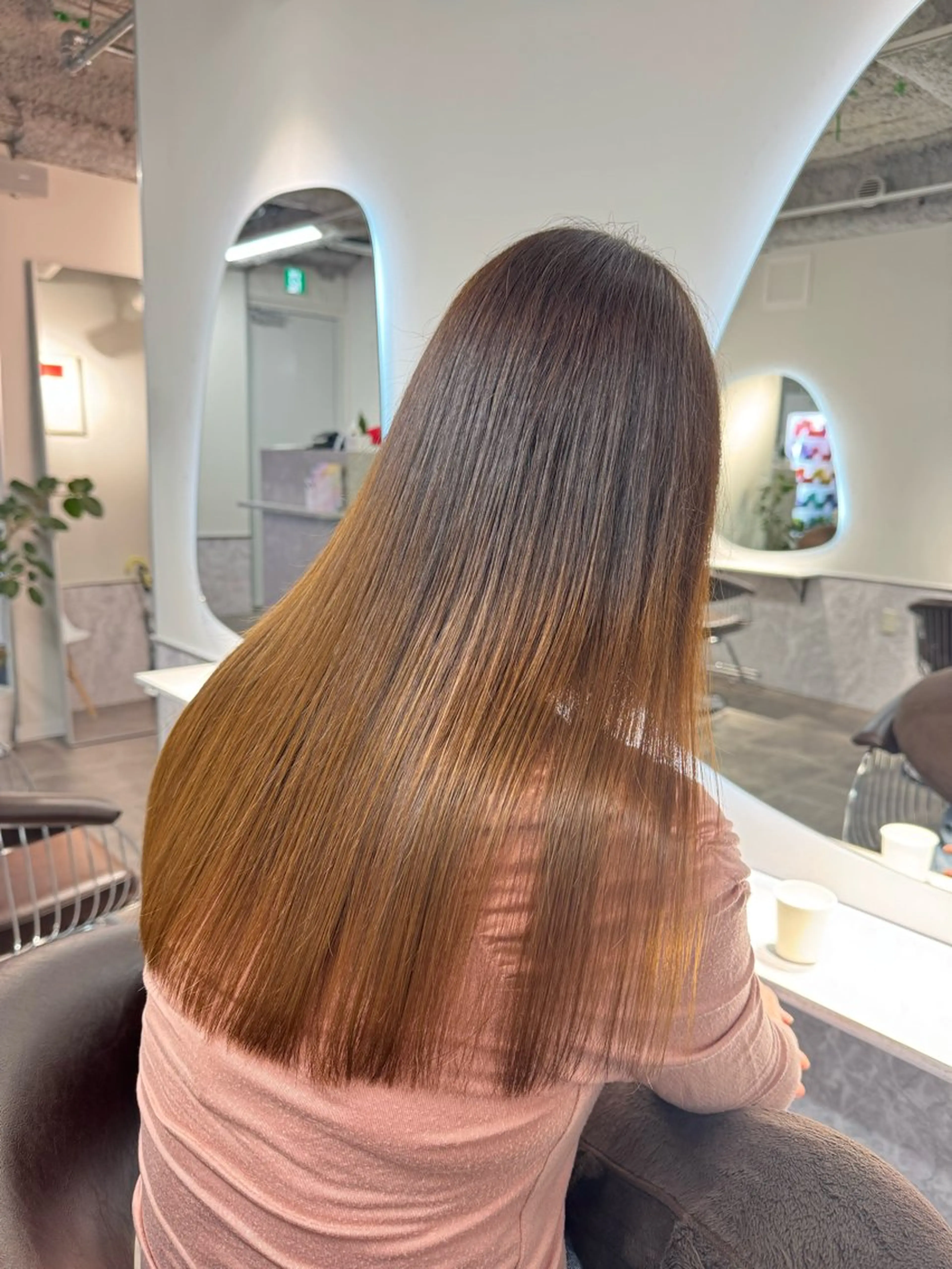 ロング カット 縮毛矯正 トリートメント 新宿/髪質改善/ レイヤー/サカキのヘアスタイル