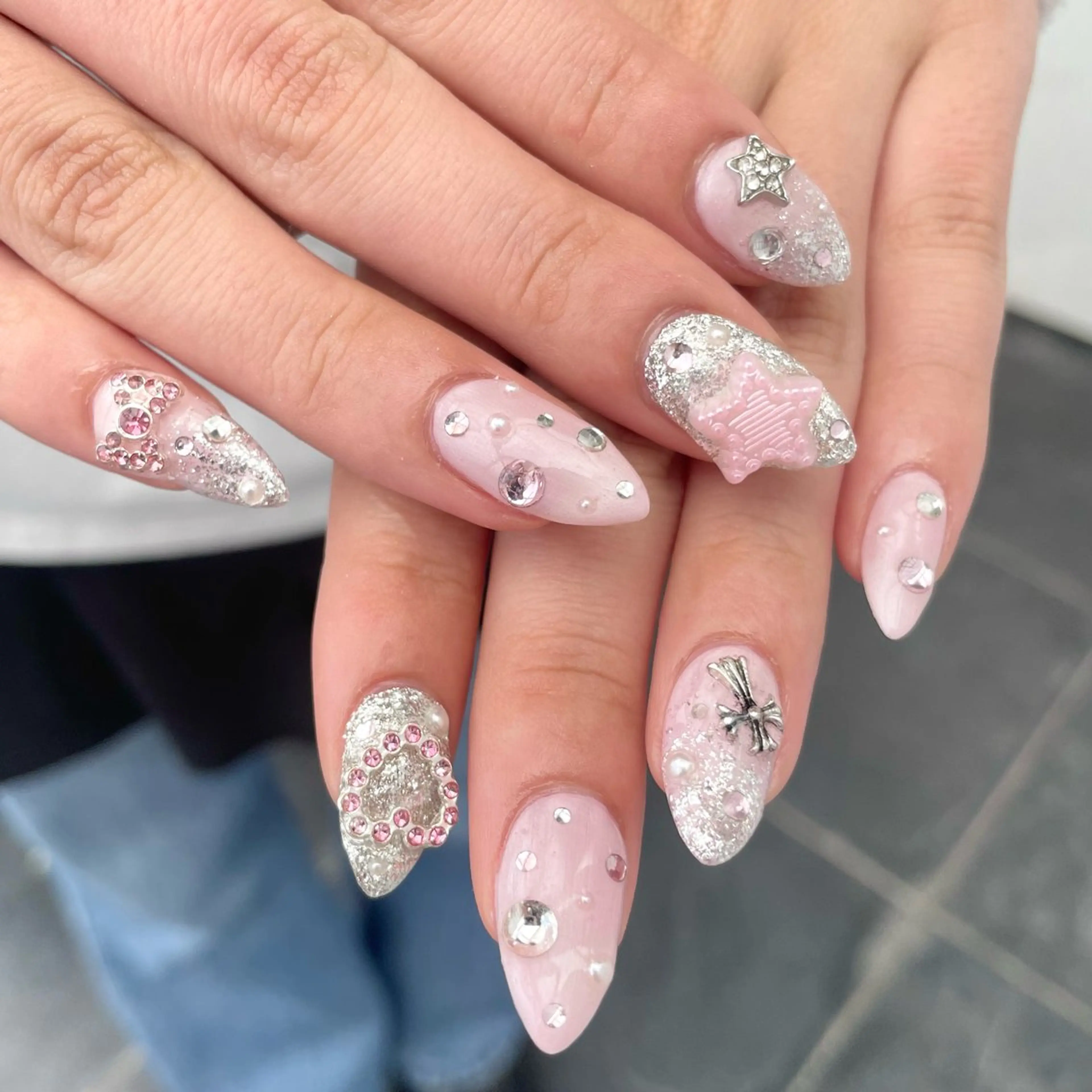 ネイル ハンドネイル Nail ヌシん家 AKANEのネイルデザイン