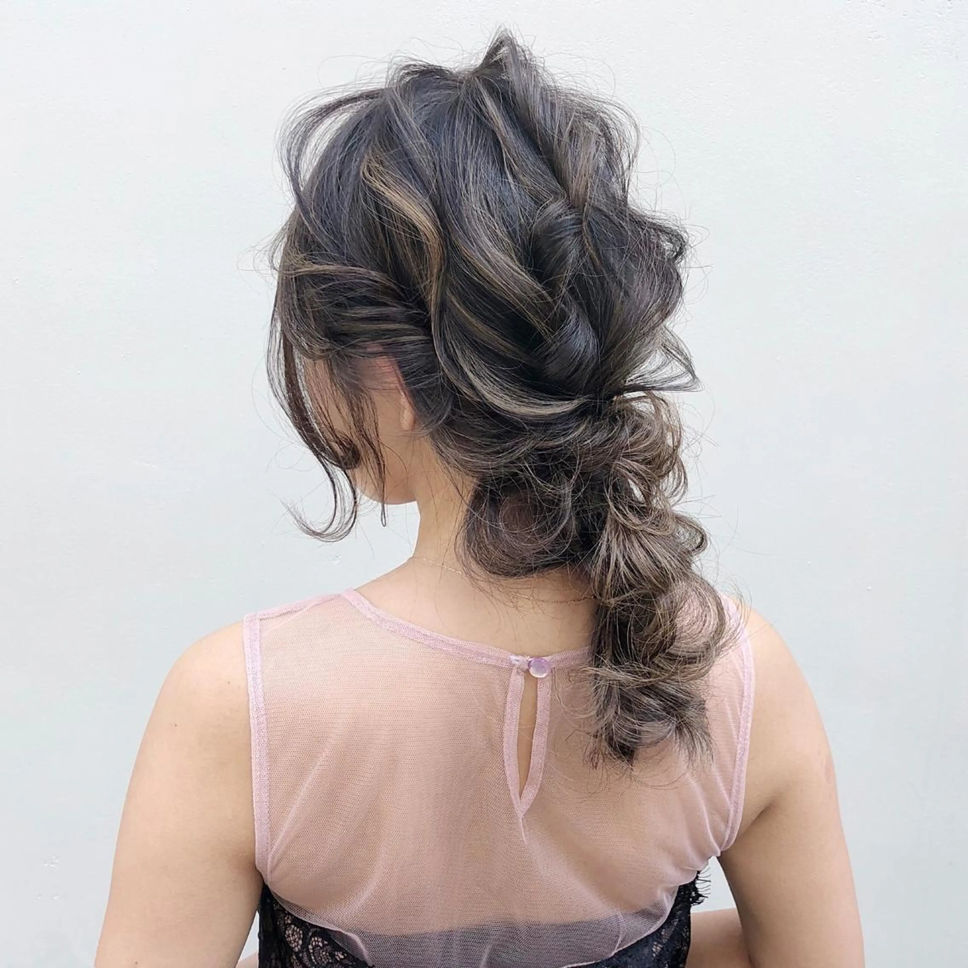 ロング ヘアアレンジ 卒業式お呼ばれ🕊️ ヘアセット✴︎ミキのヘアスタイル