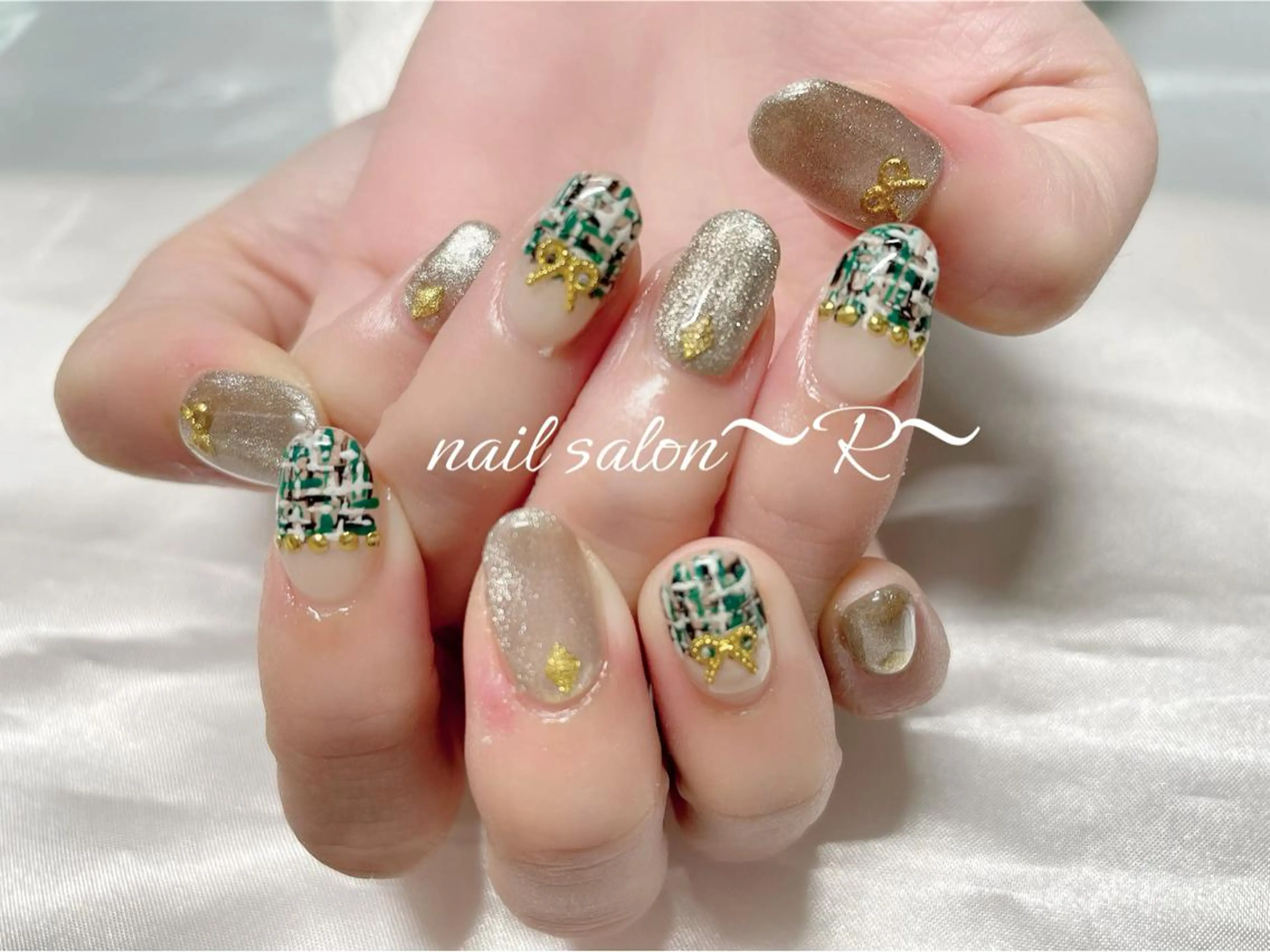 ネイル グリーン ぷっくりネイル ツイードネイル ハンドネイル 〜 R〜 プライベートサロンのネイルデザイン