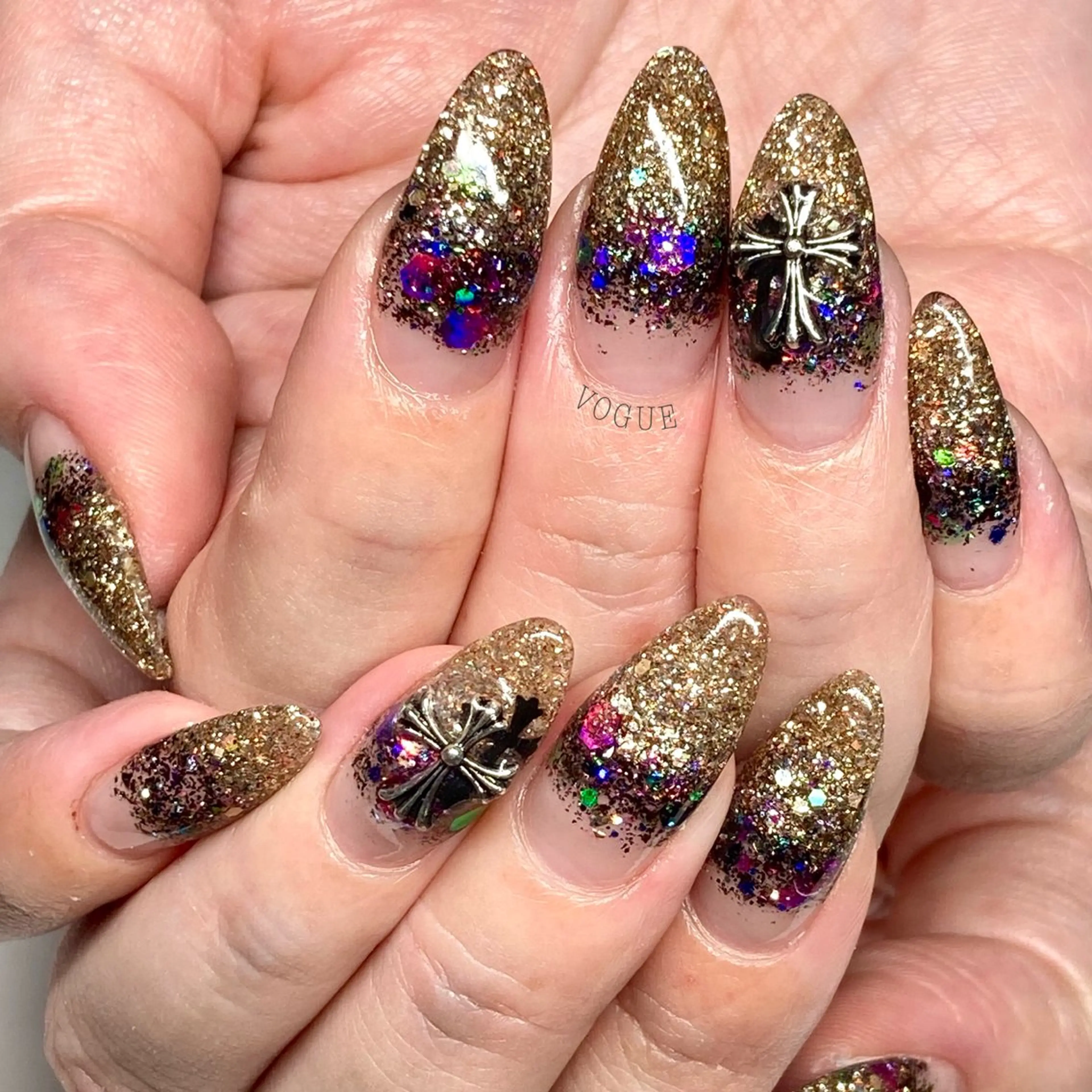ネイル ハンドネイル VOGUE ×SWANのネイルデザイン
