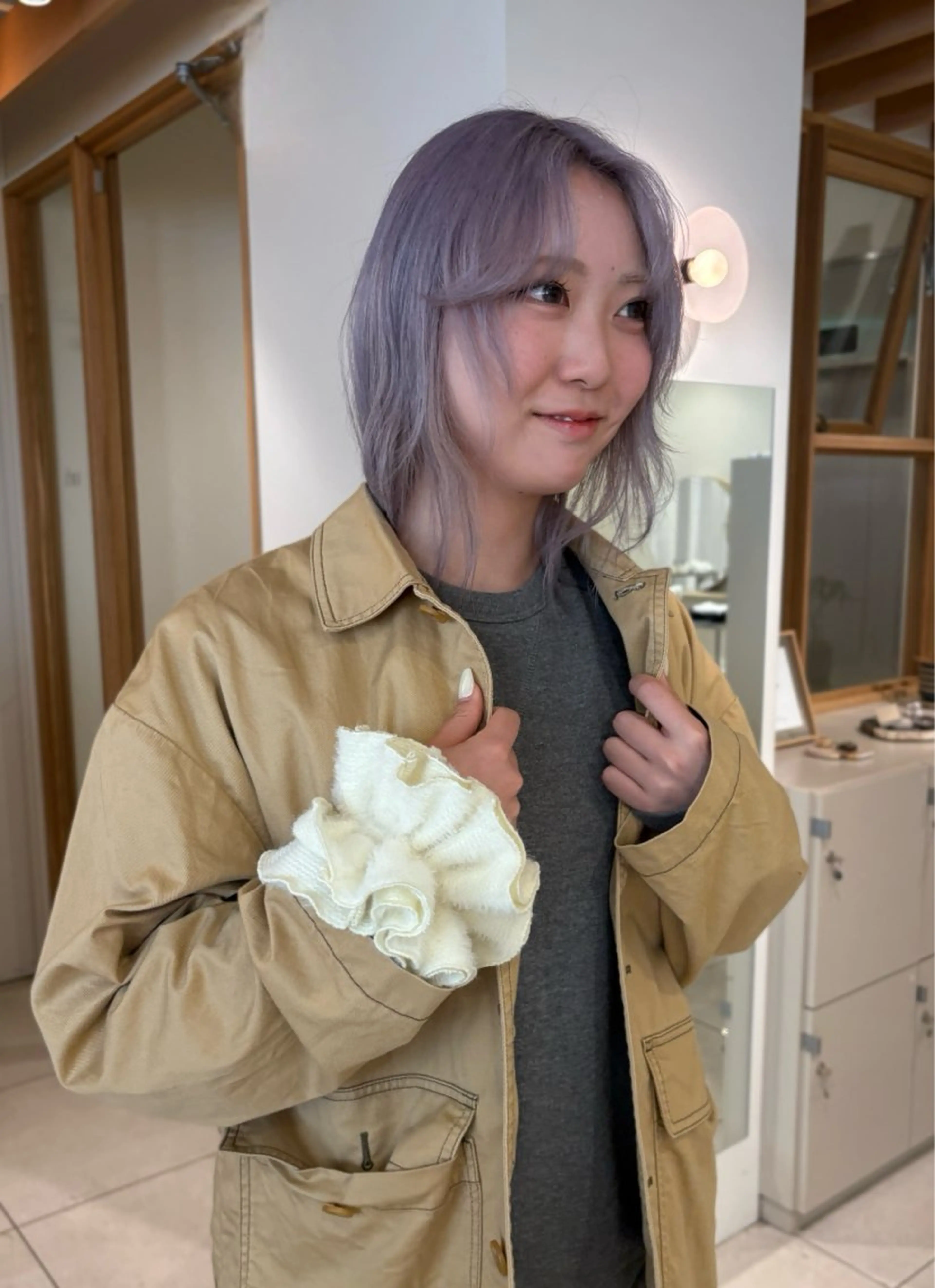 セミロング カラー アッシュ ベージュカラー ブリーチ ブロンド ボルドーカラー カット ヘアカラー トリートメント 似合わせカットカラー りおなのヘアスタイル