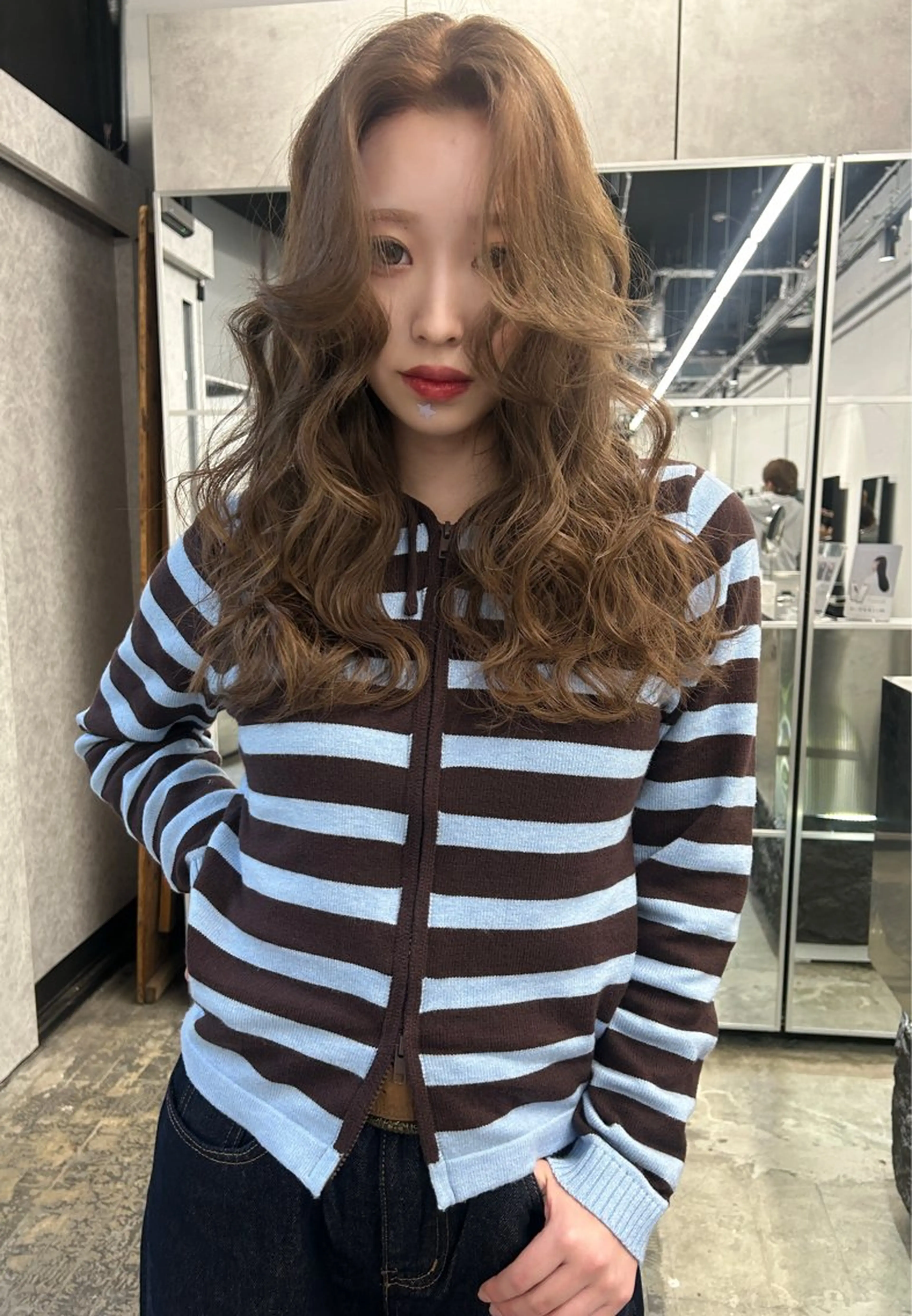 【⠀U25  】ブリーチありWcolor  milbon treatmentの写真