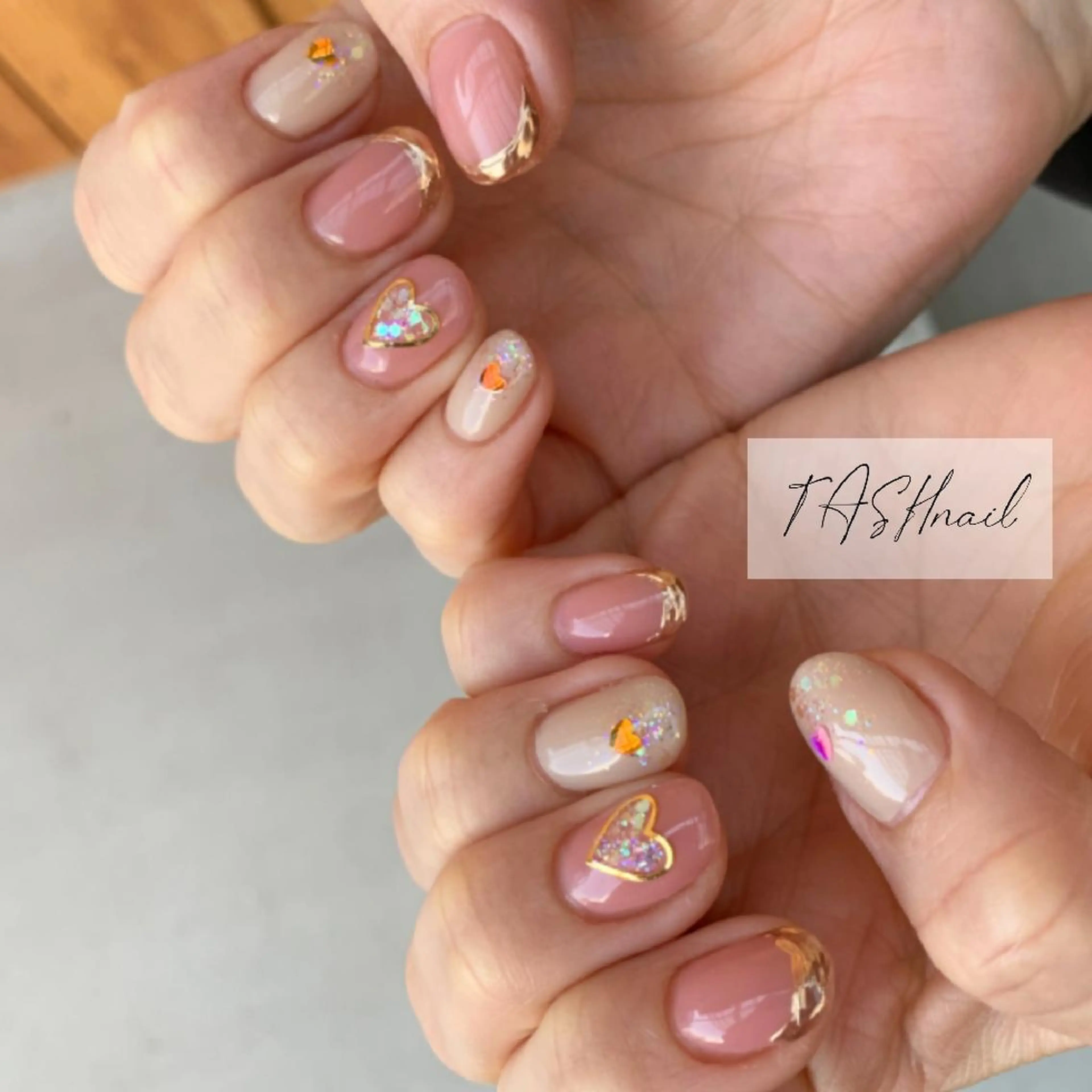 ネイル TASH nailのネイルデザイン