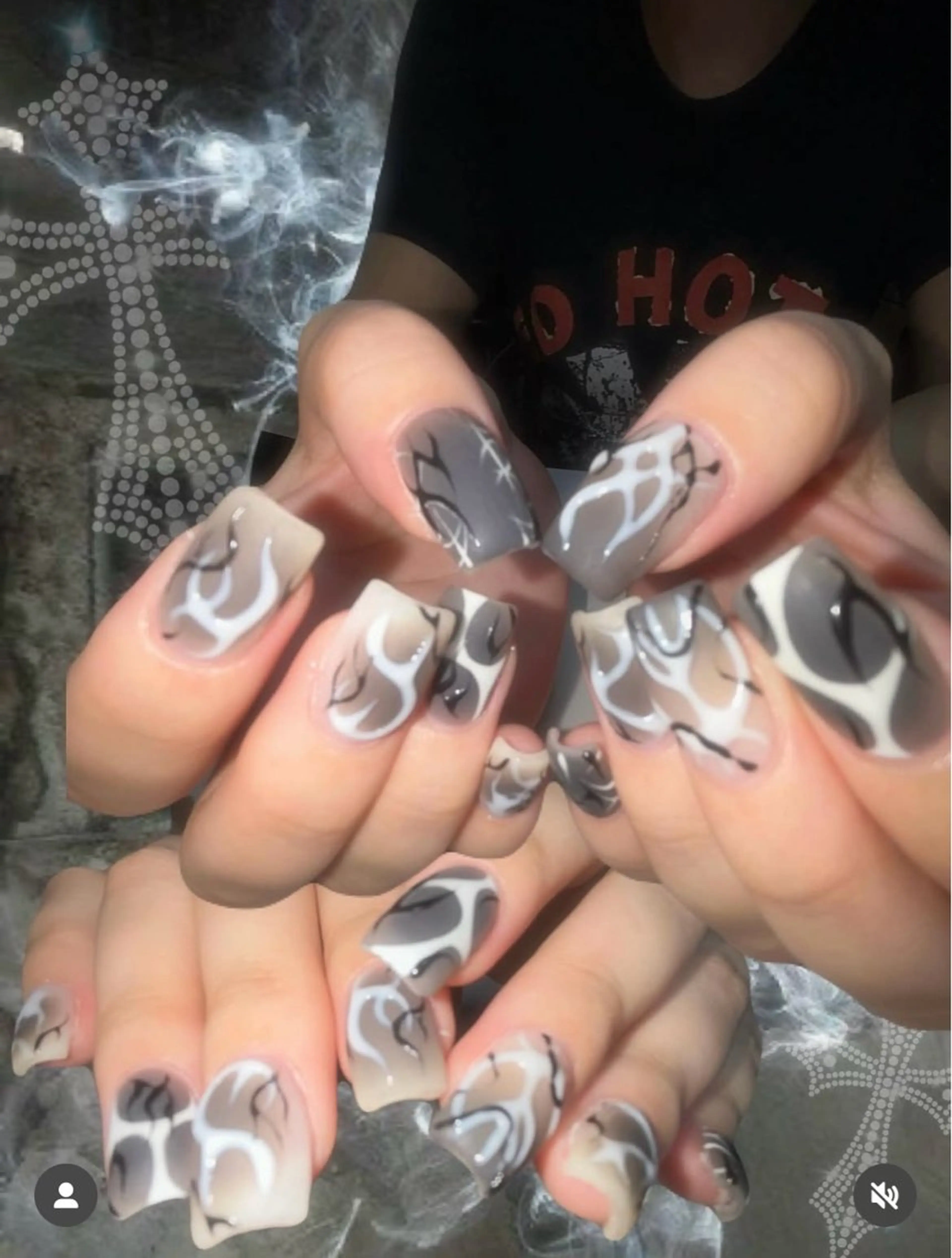 ネイル ハンドネイル フットネイル kana/モード ・グランジ໒꒱のネイルデザイン