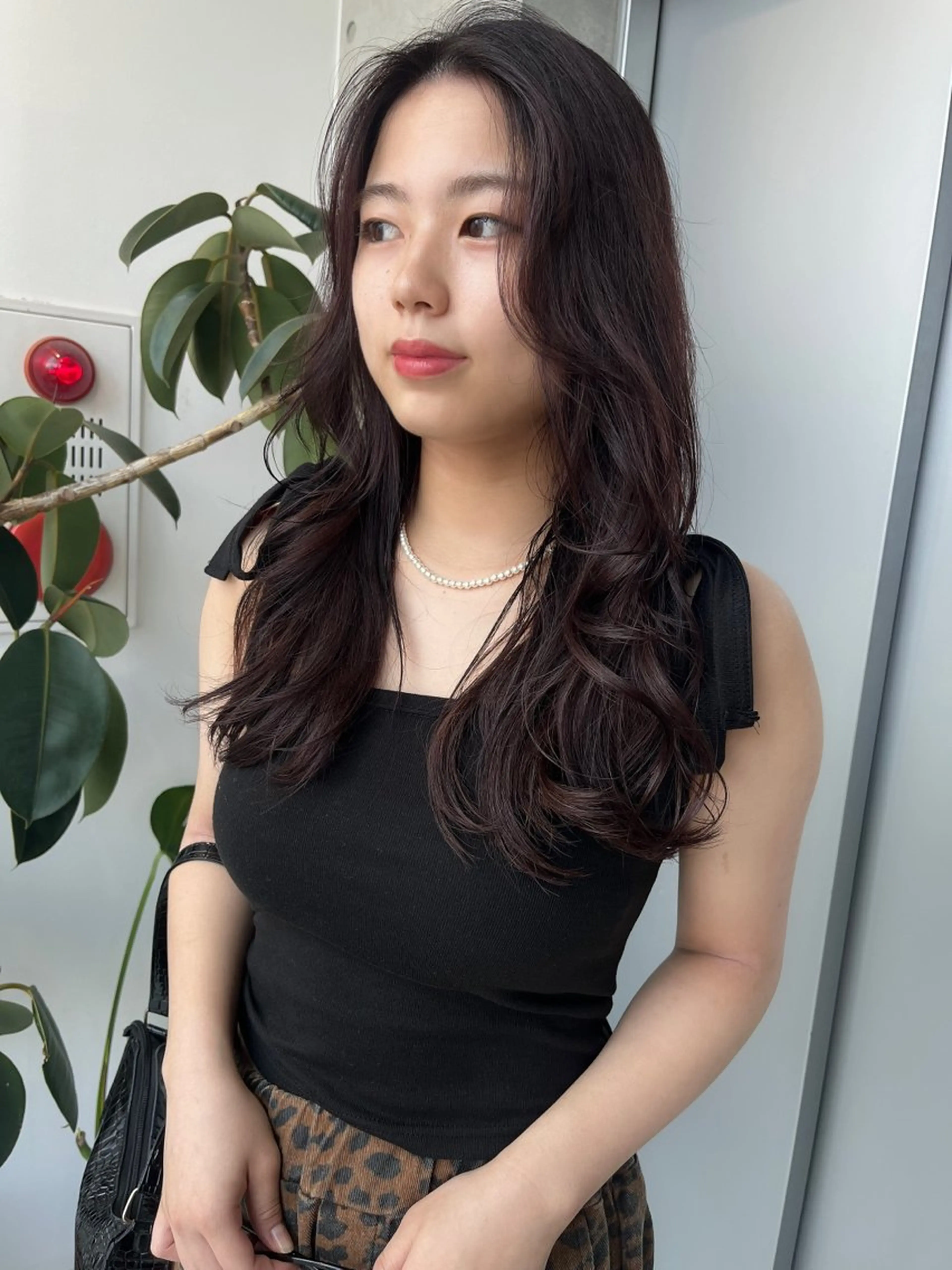 ロング カラー パーマ ヘアアレンジ カット ヘアカラー トリートメント ヘッドスパ ヘアセット 透明感/オリーブ/ グレージュ/YUKAのヘアスタイル