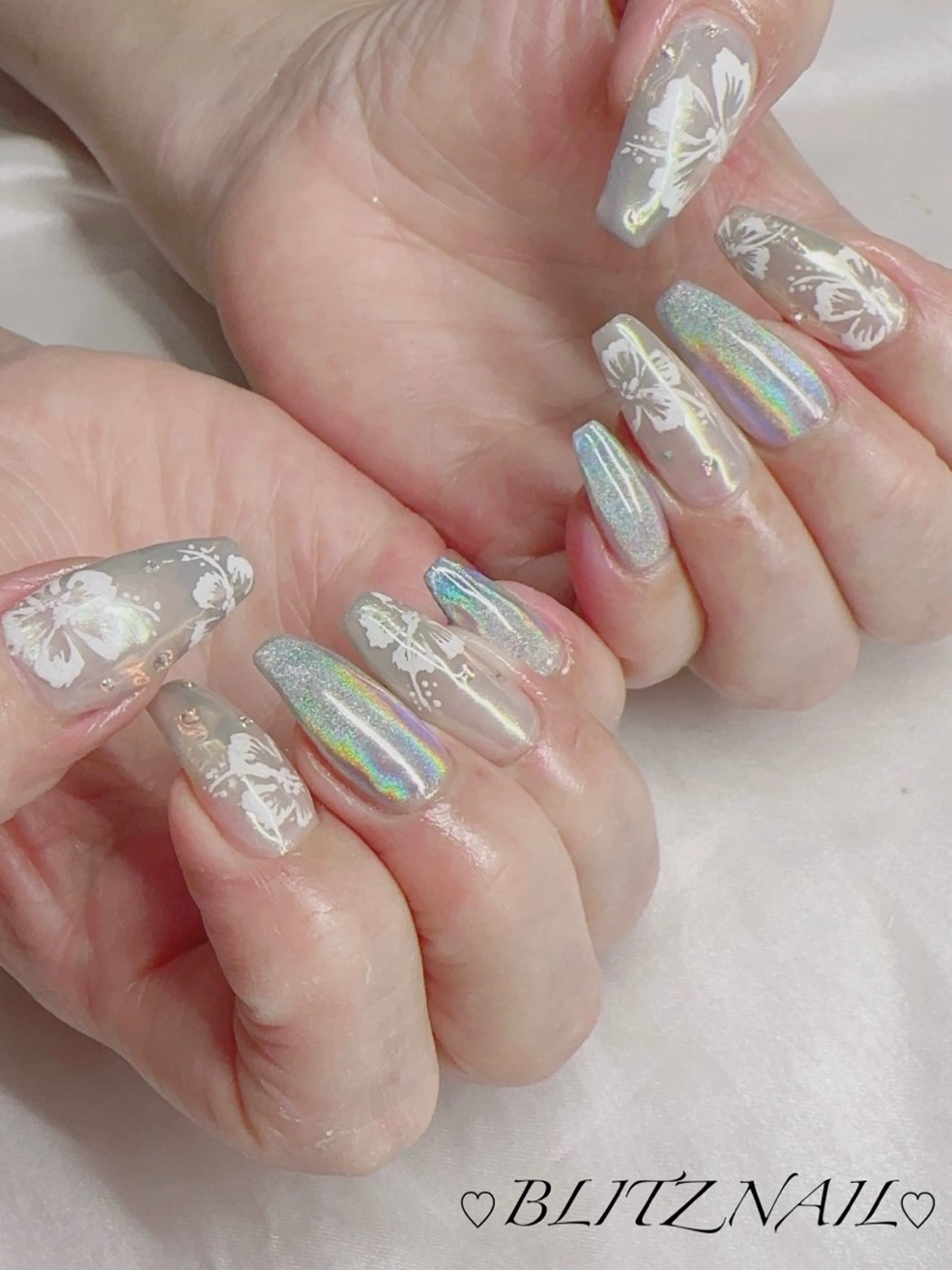 ネイル BLITZ Nail 岩田💅🏻✨のネイルデザイン