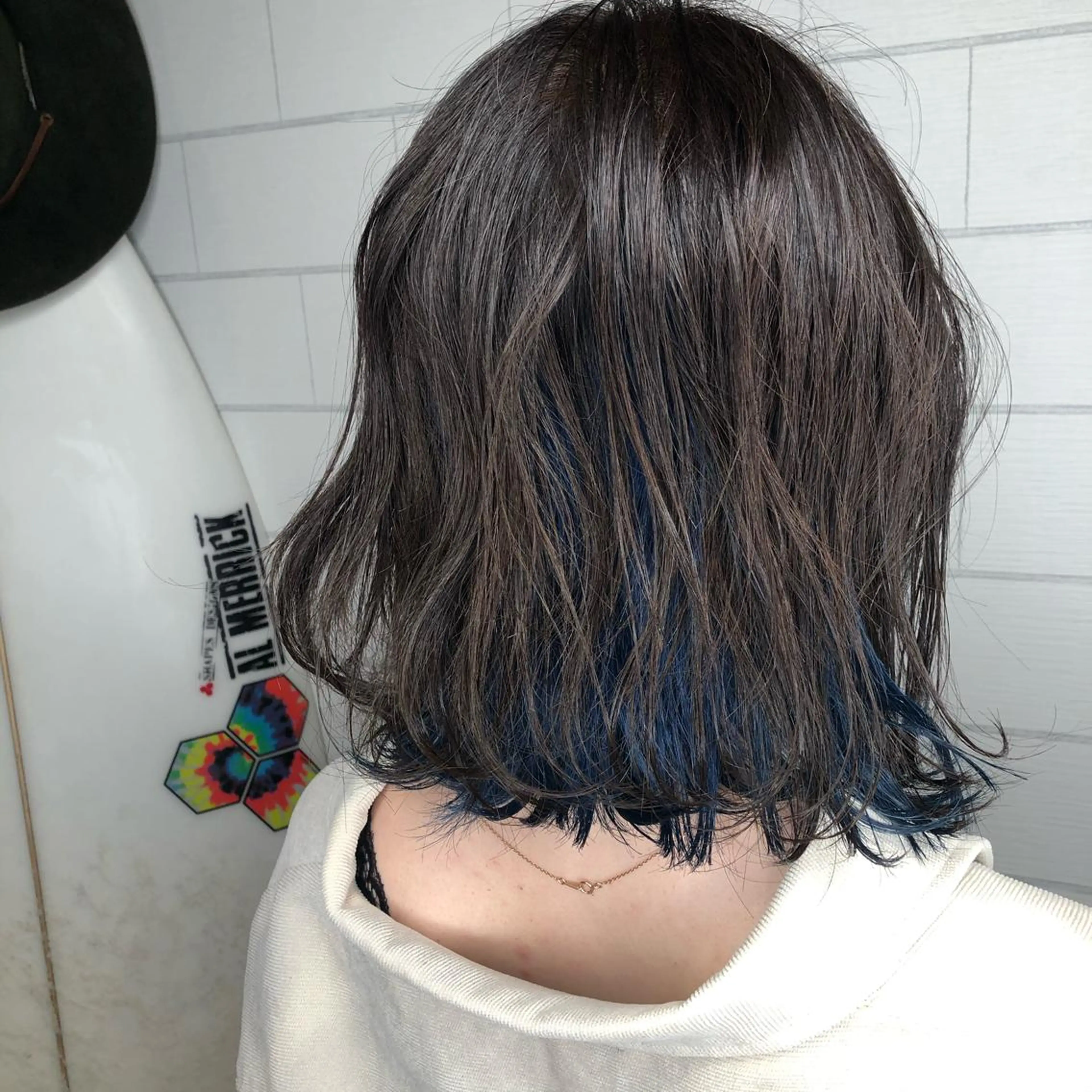 ミディアム カラー ヘアアレンジ 黒髪 ブルーカラー ブルーブラック ヘアカラー トリートメント 金森 斗夢のヘアスタイル