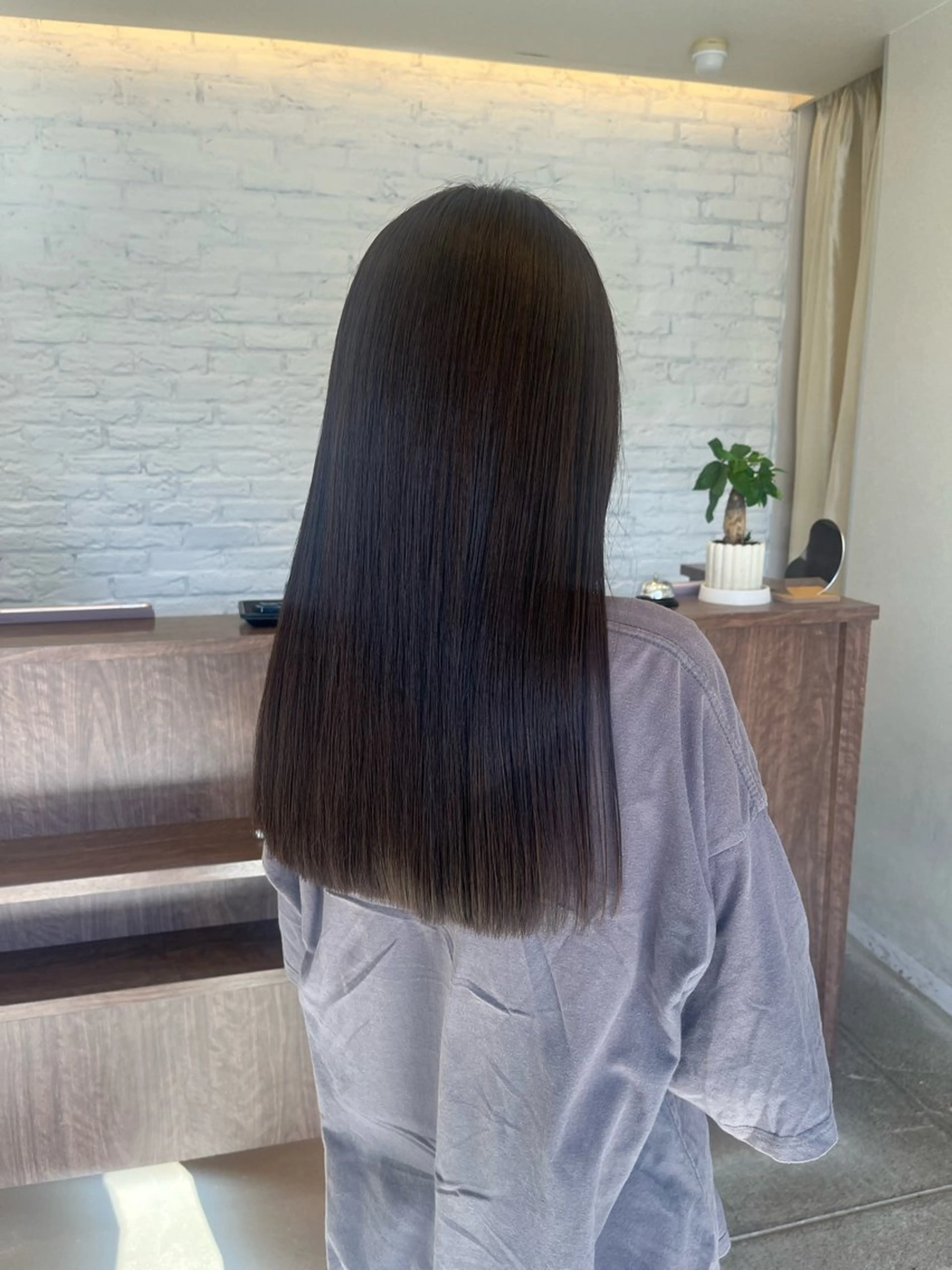 カラー 服部 沙弥佳のヘアスタイル