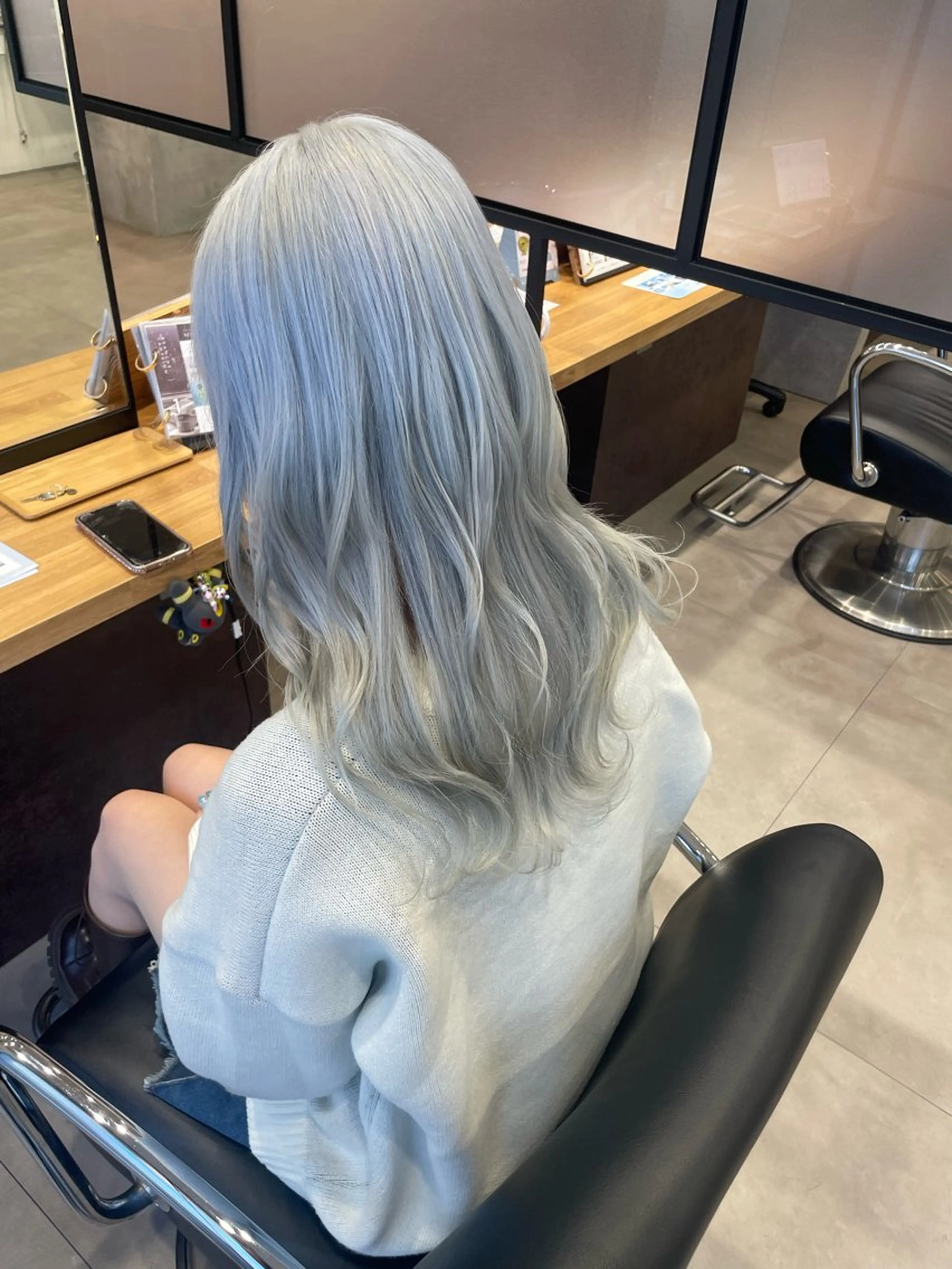 ロング カラー ブリーチ 佐藤 由依/水光カラーのヘアスタイル