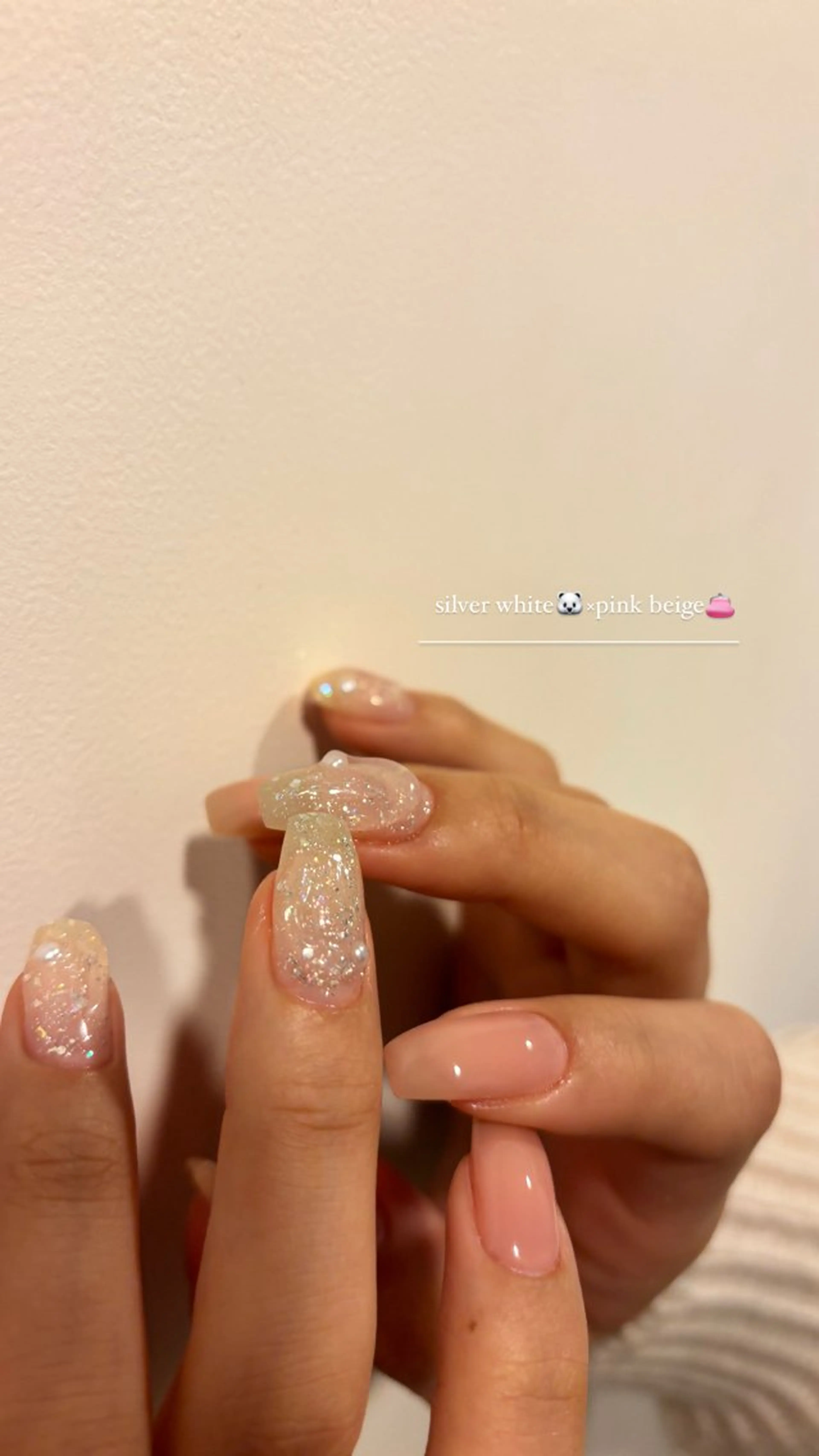 ネイル ピンク ぷっくりネイル シルバー ハンドネイル Maede Kanaのネイルデザイン