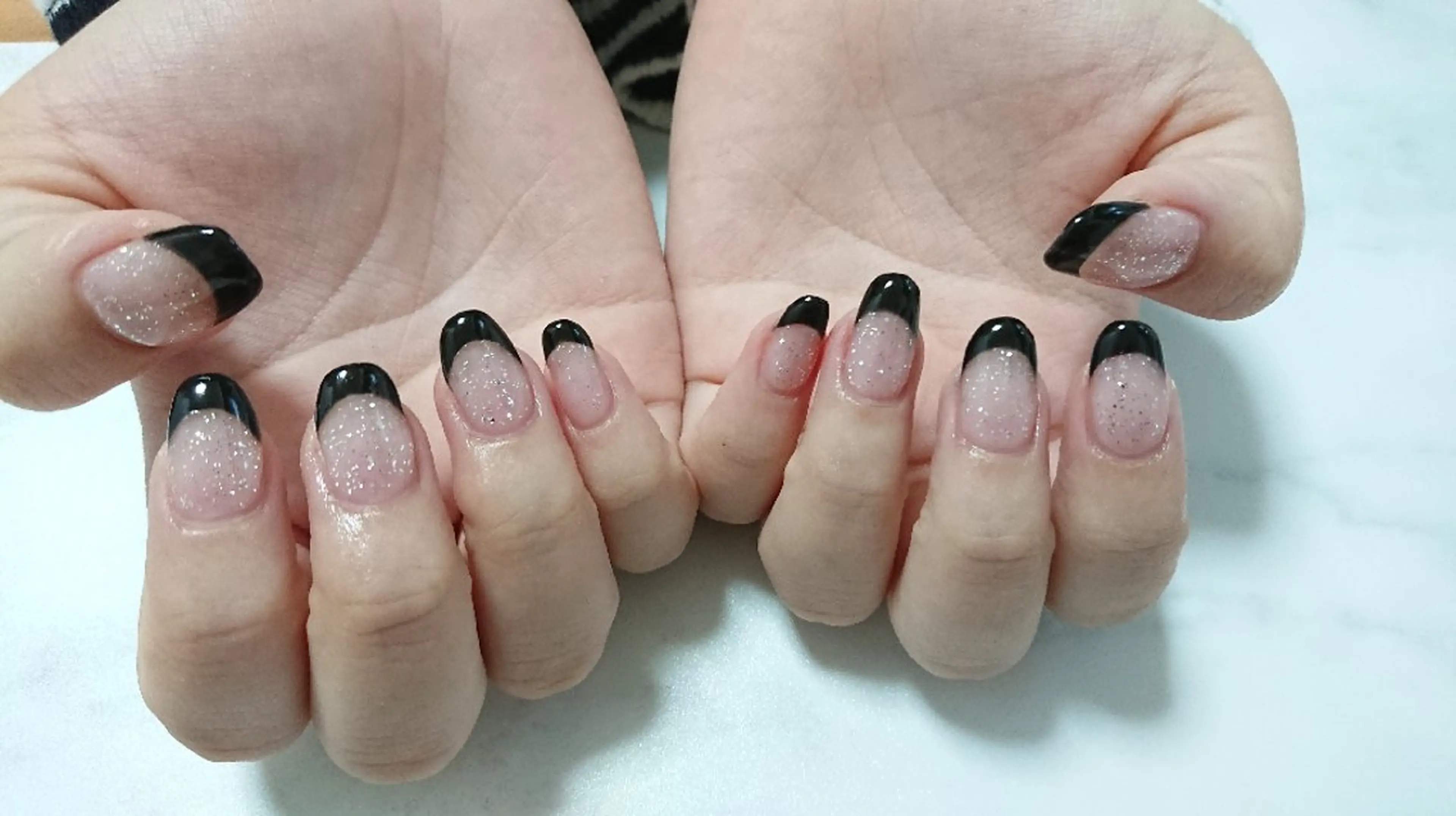 フレンチ✨+ ラメ ¥6600の写真