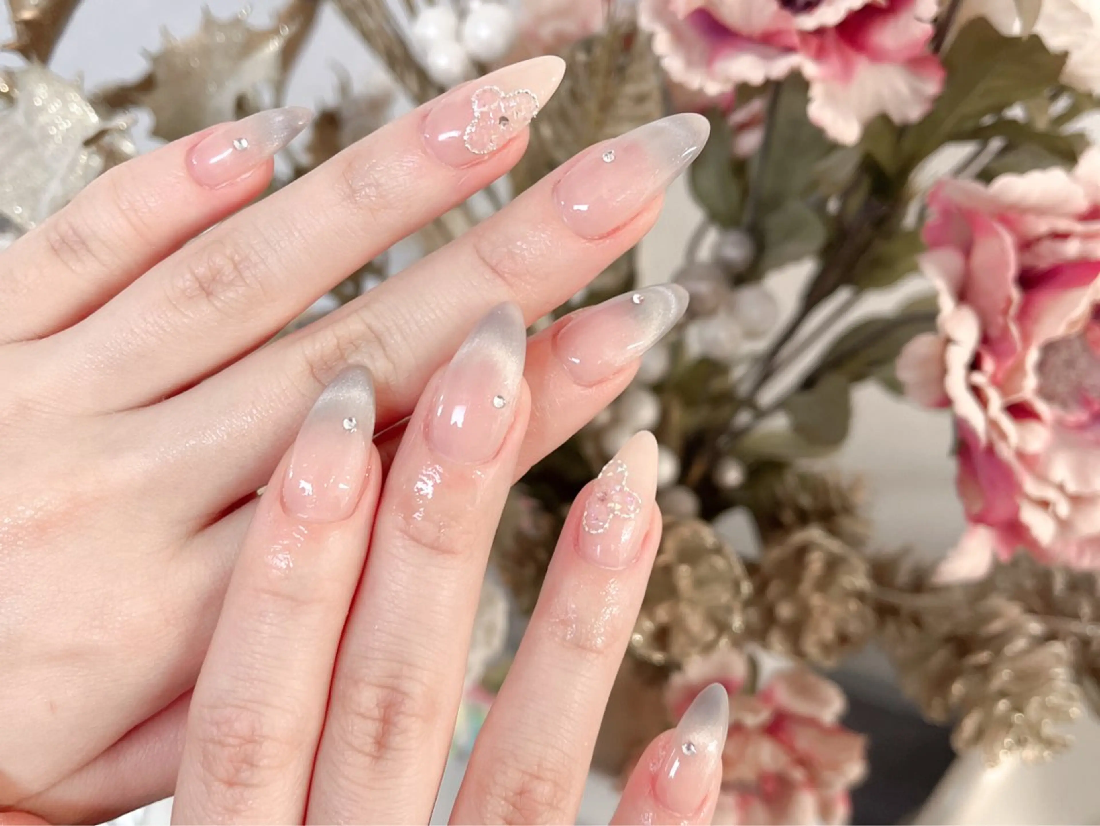 ネイル Glow Nail スカルプ専門店のネイルデザイン