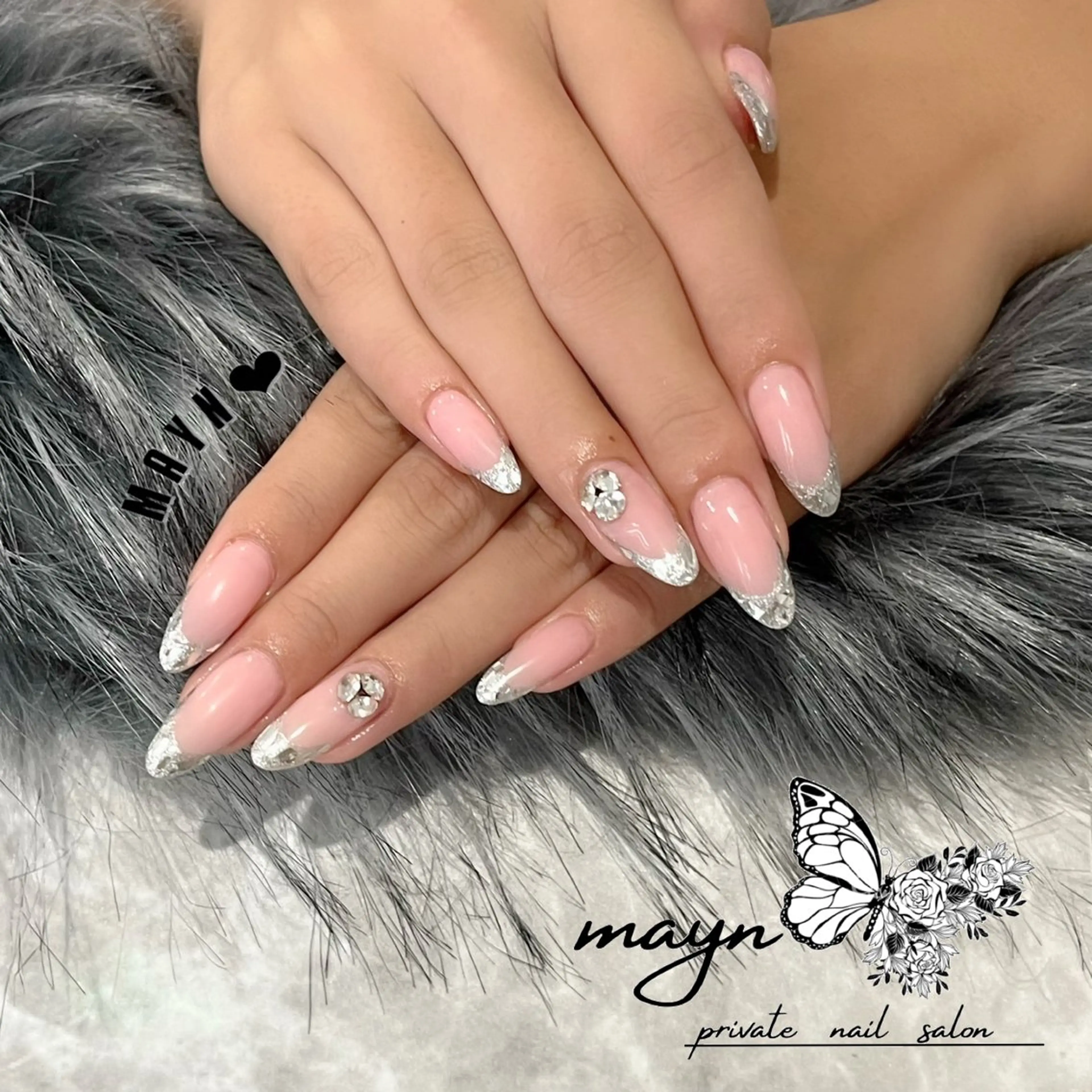 ネイル ﾈｲﾙｻﾛﾝ Vellのネイルデザイン