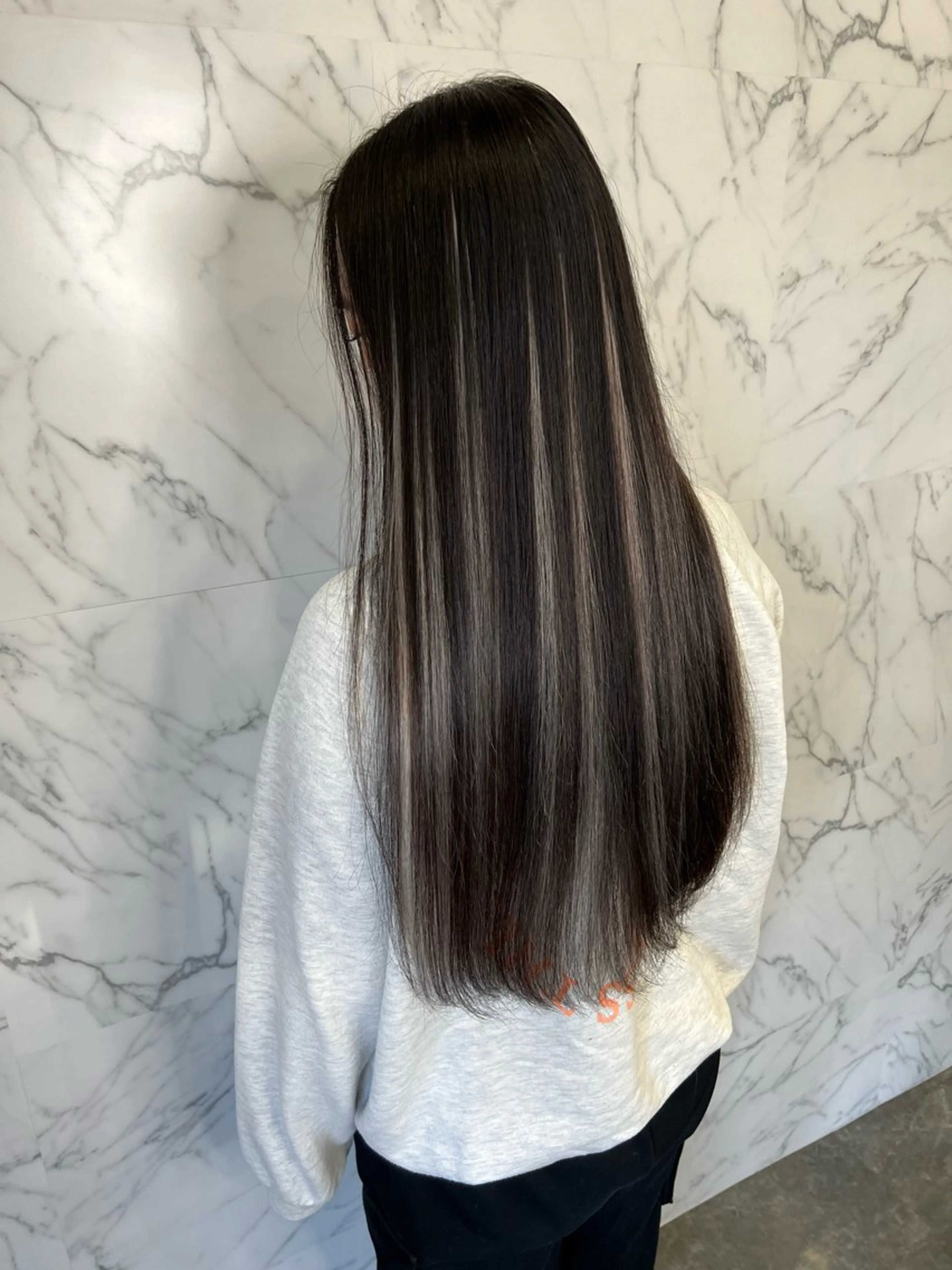 ロング ヘアカラー 秋葉原　柏木絢汰 ✨当日予約okのヘアスタイル