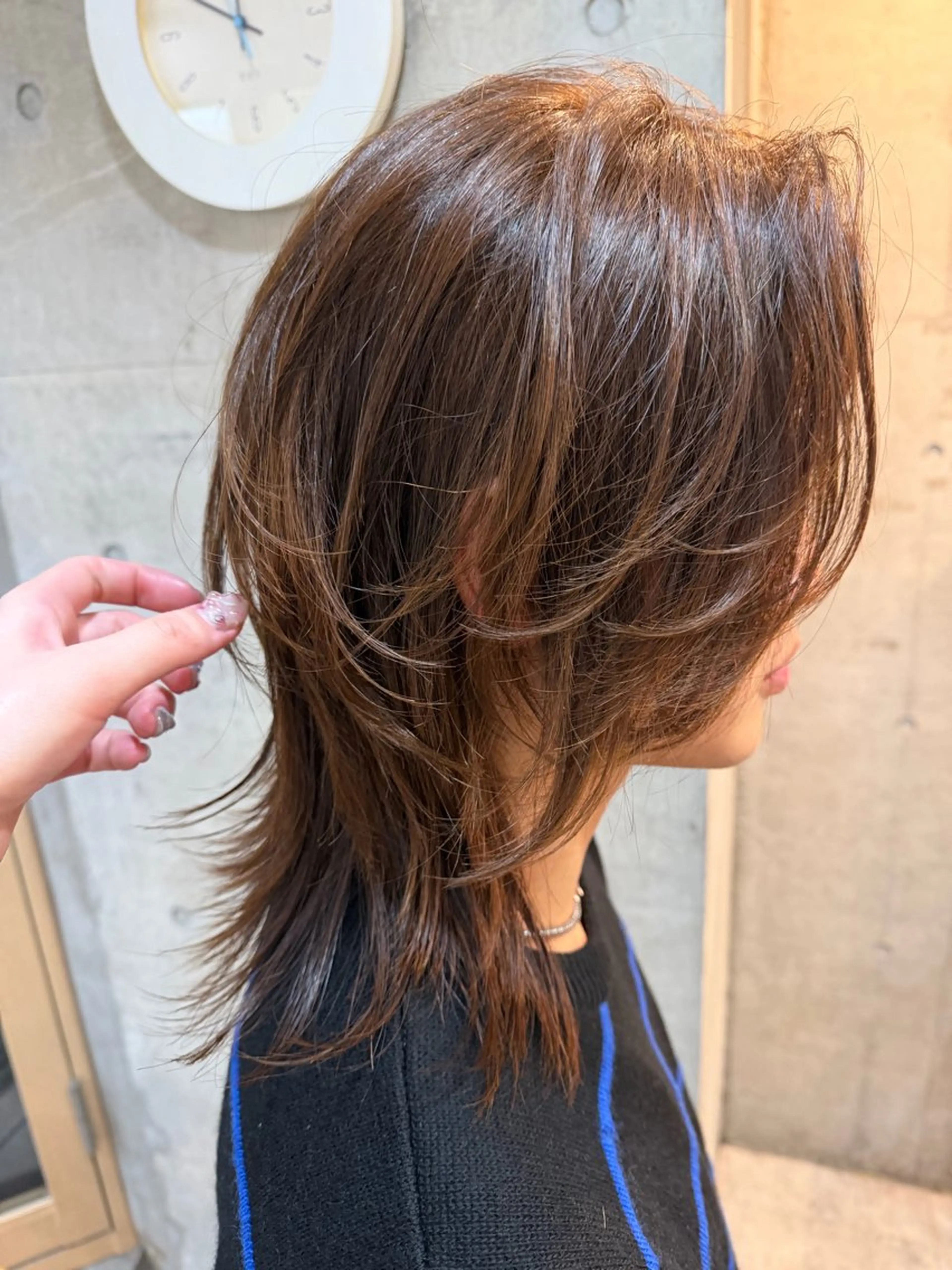 ミディアム カラー luca ⋆⭒˚.⋆𝜗𝜚のヘアスタイル