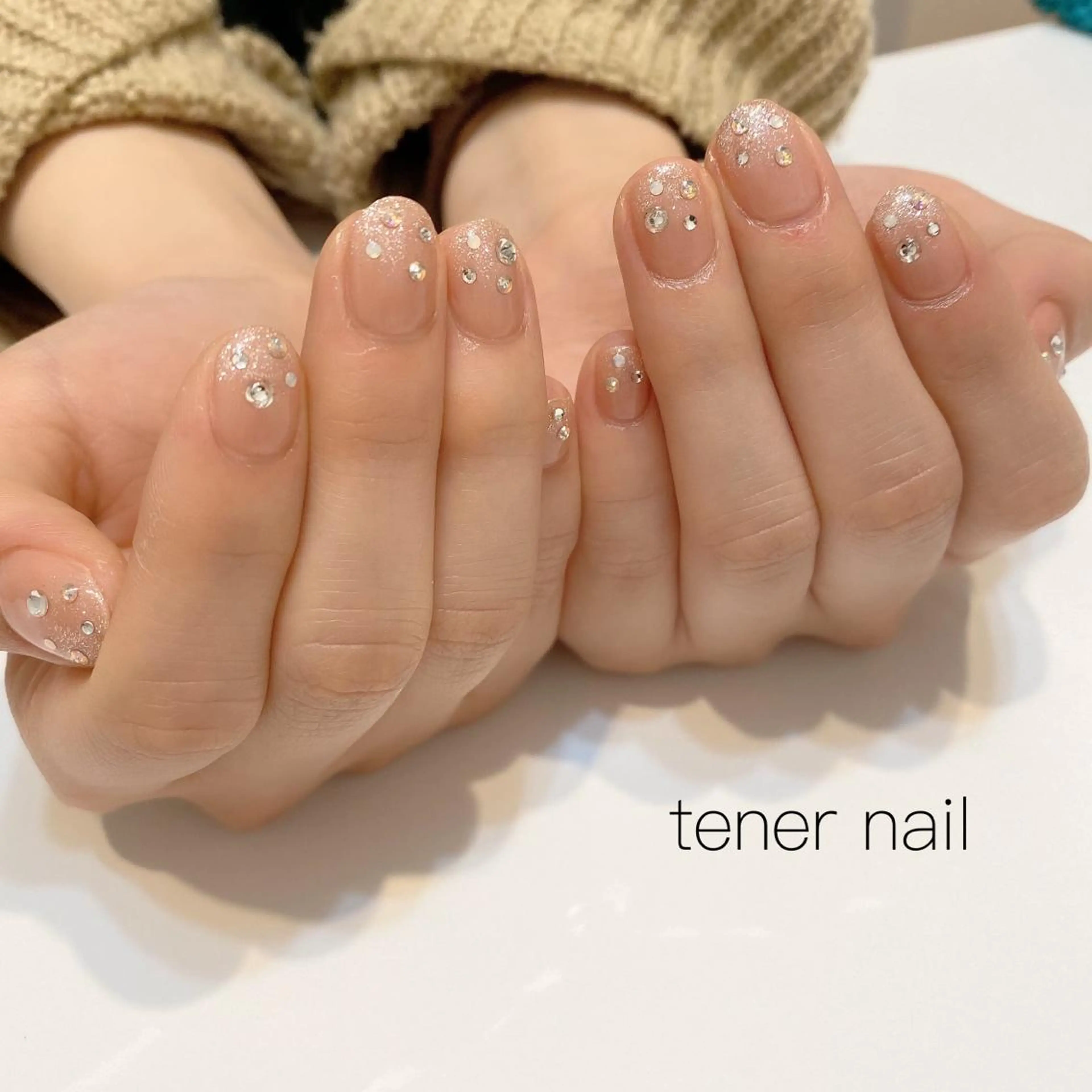 ネイル キラキラネイル ラメ(グリッター) オフィスネイル ブライダルネイル テネルネイル tener nailのネイルデザイン