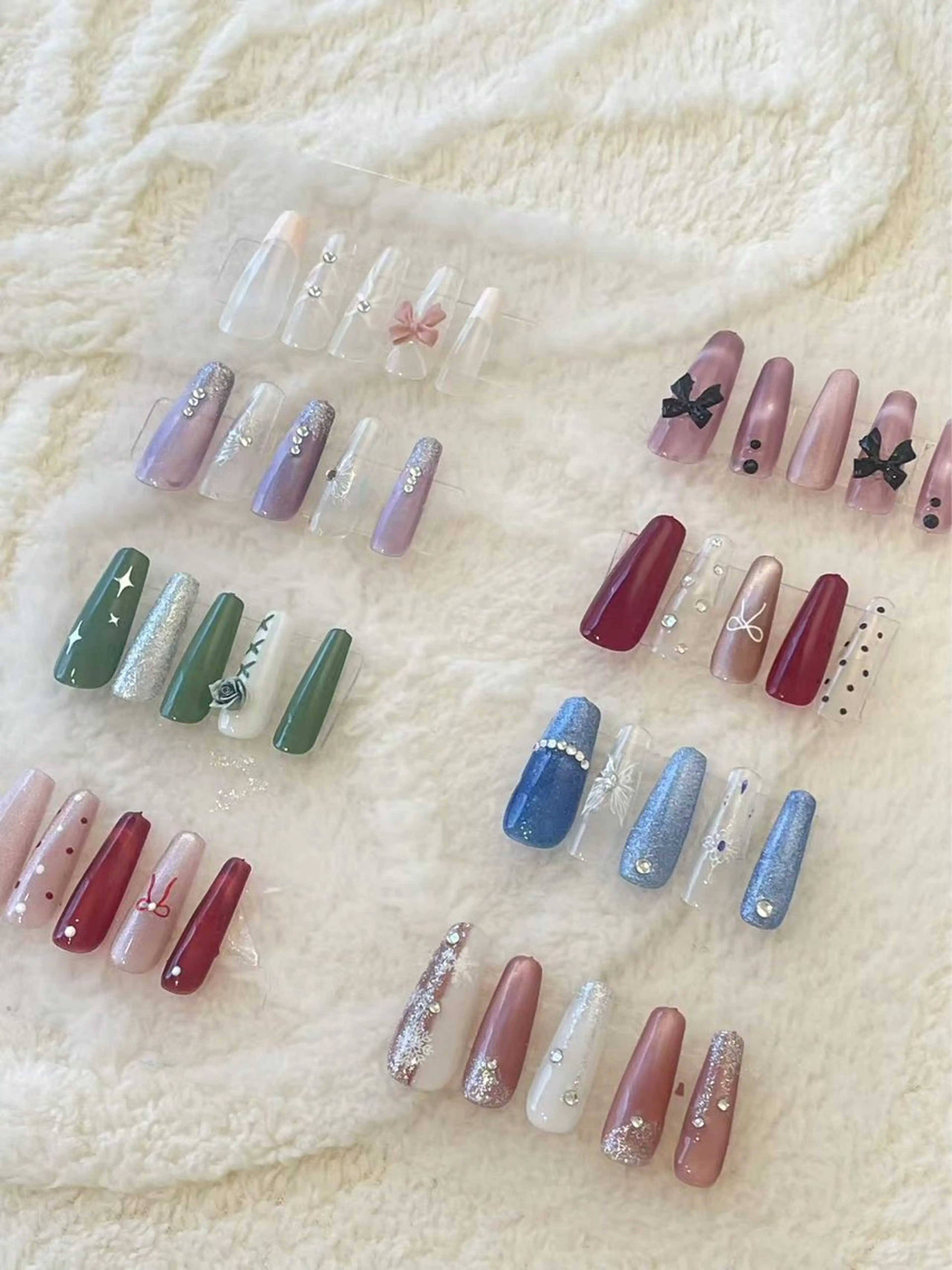 ネイル チークネイル 長さ出し フラワーネイル フレンチネイル ガーリー SunNail池袋駅 ワンホンネイルのネイルデザイン