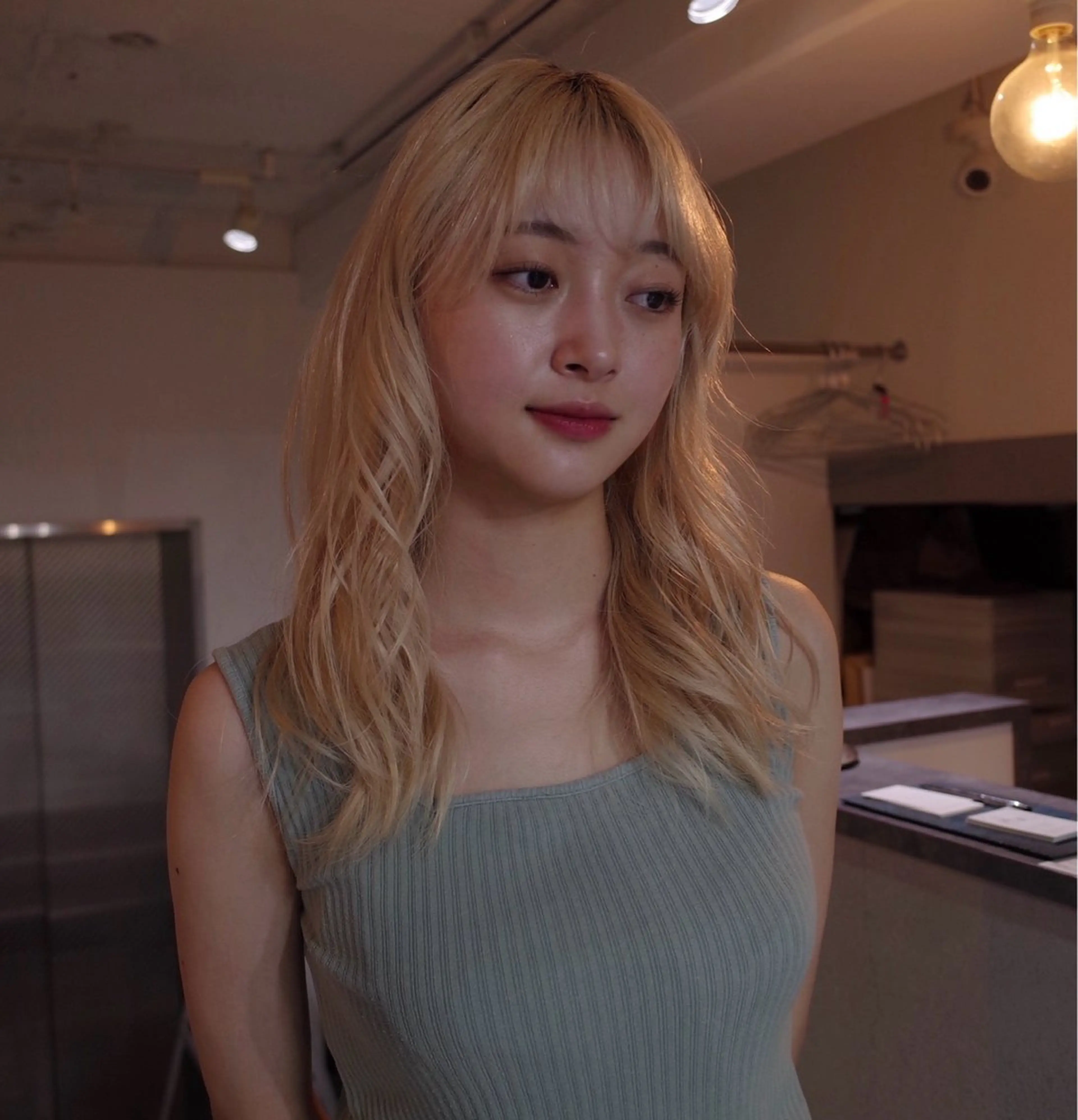 カラー ヘアカラー 立木 梨那のヘアスタイル