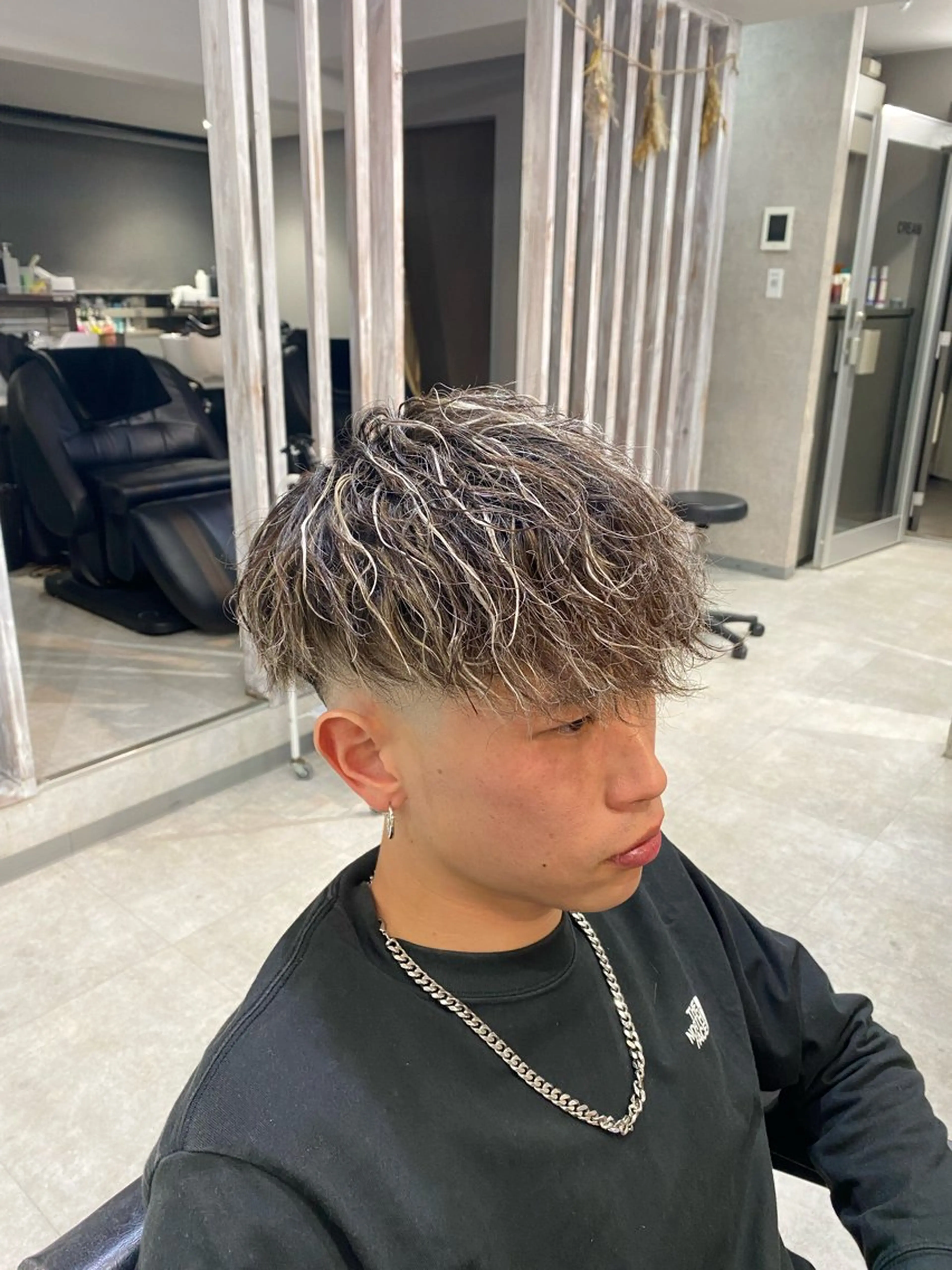 ショート カラー パーマ メンズ カット ヘアカラー パーマ 🐉『メンズ美容師』 吉田龍星🐉のヘアスタイル