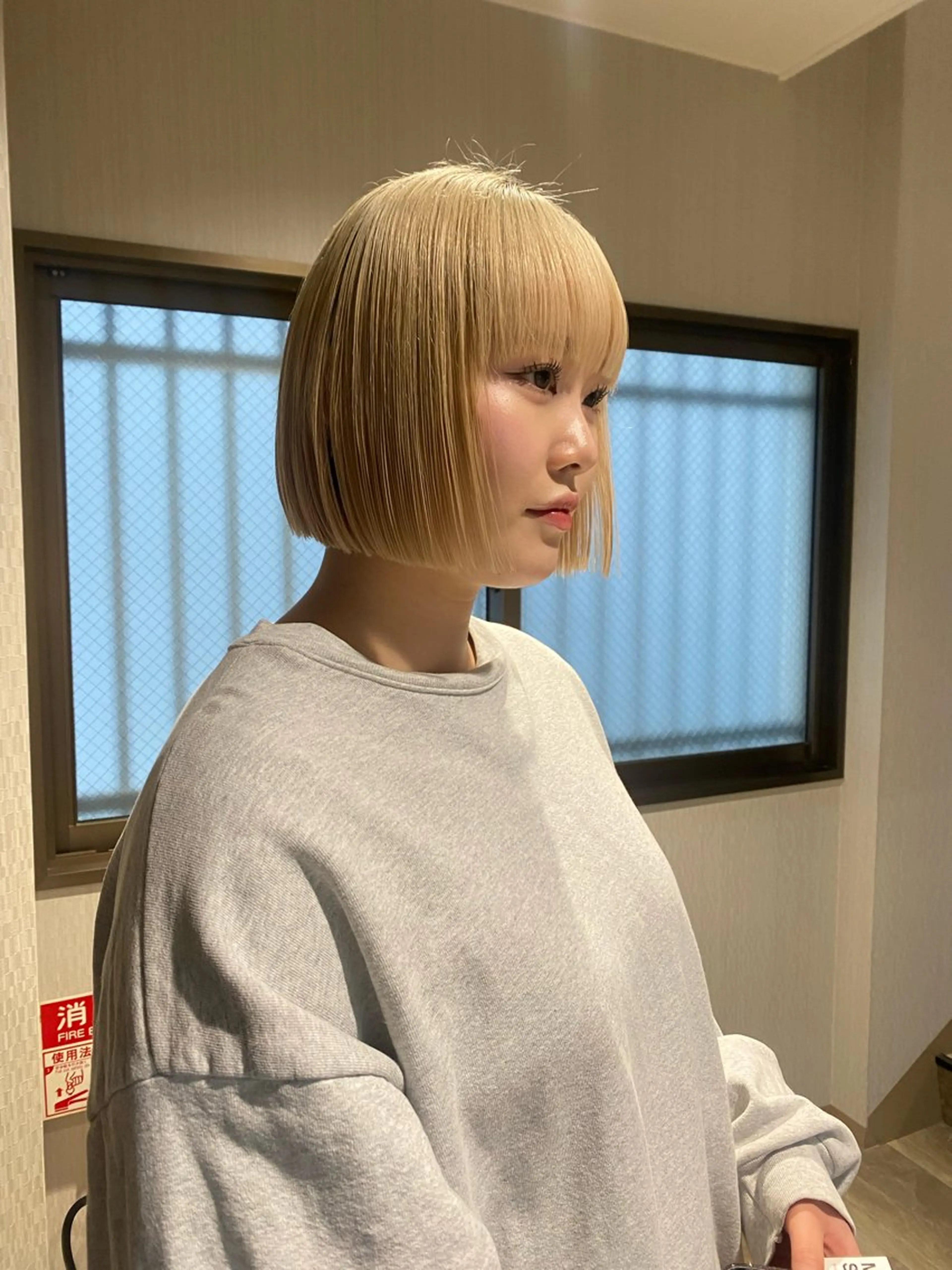 ミディアム ヘアカラー トリートメント 暖色カラー/オリーブ /ミニボブ/白柳美空のヘアスタイル