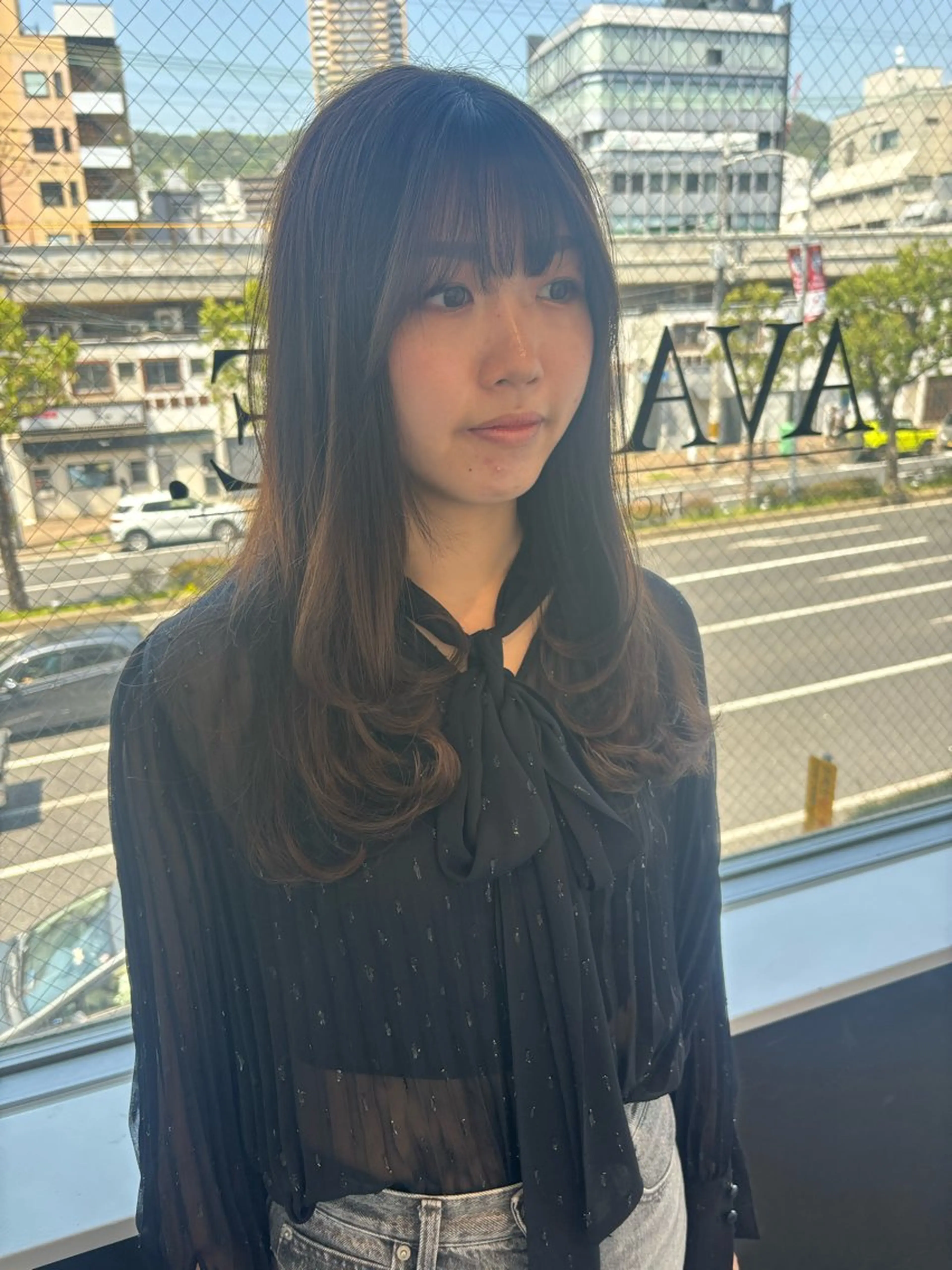 セミロング カラー レイヤーカット カット ヘアカラー 穐田 航のヘアスタイル