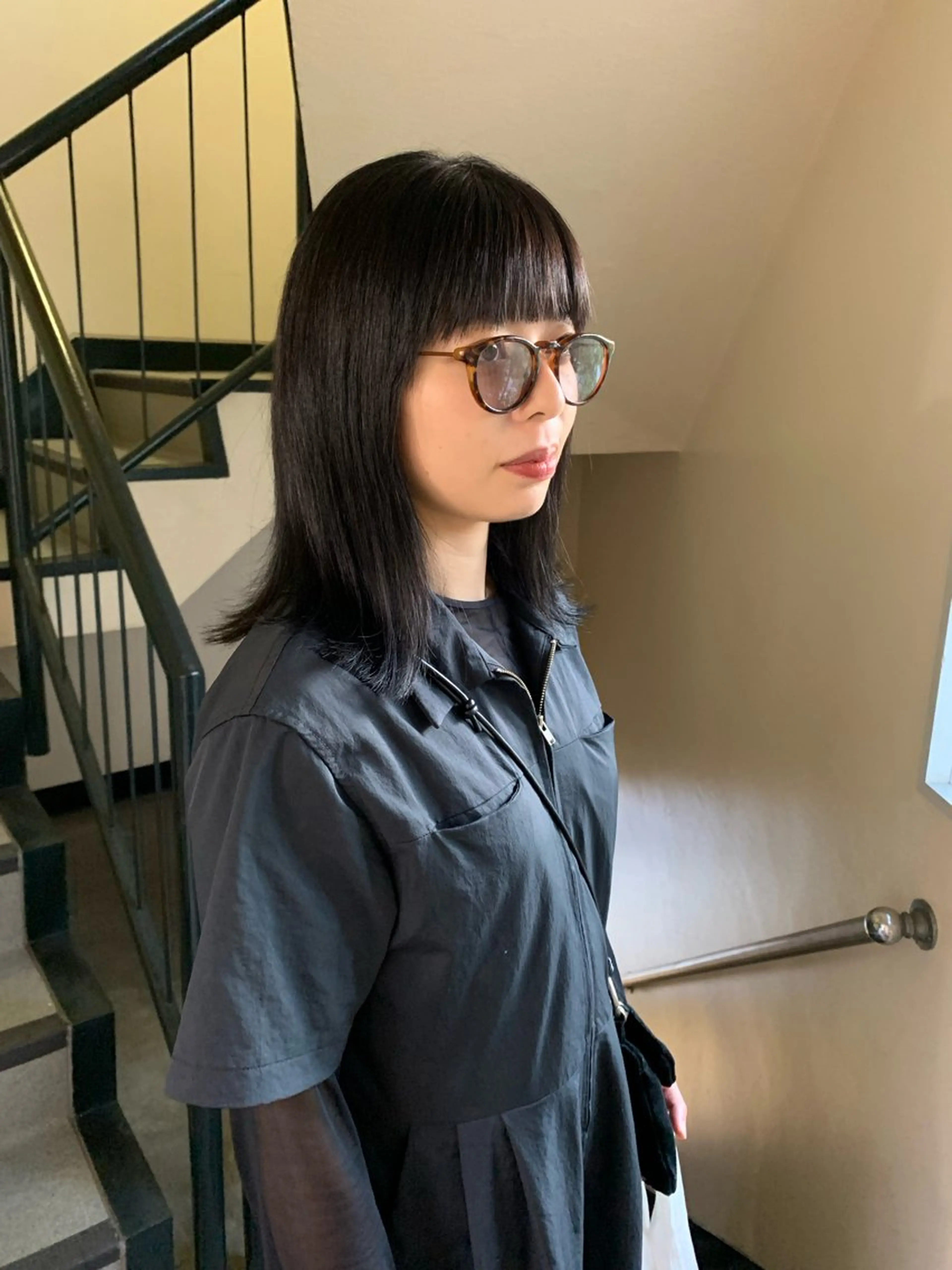 ミディアム カラー カット ヘアカラー トリートメント riho🪻暗髪/ 色持ちがいいカラーのヘアスタイル