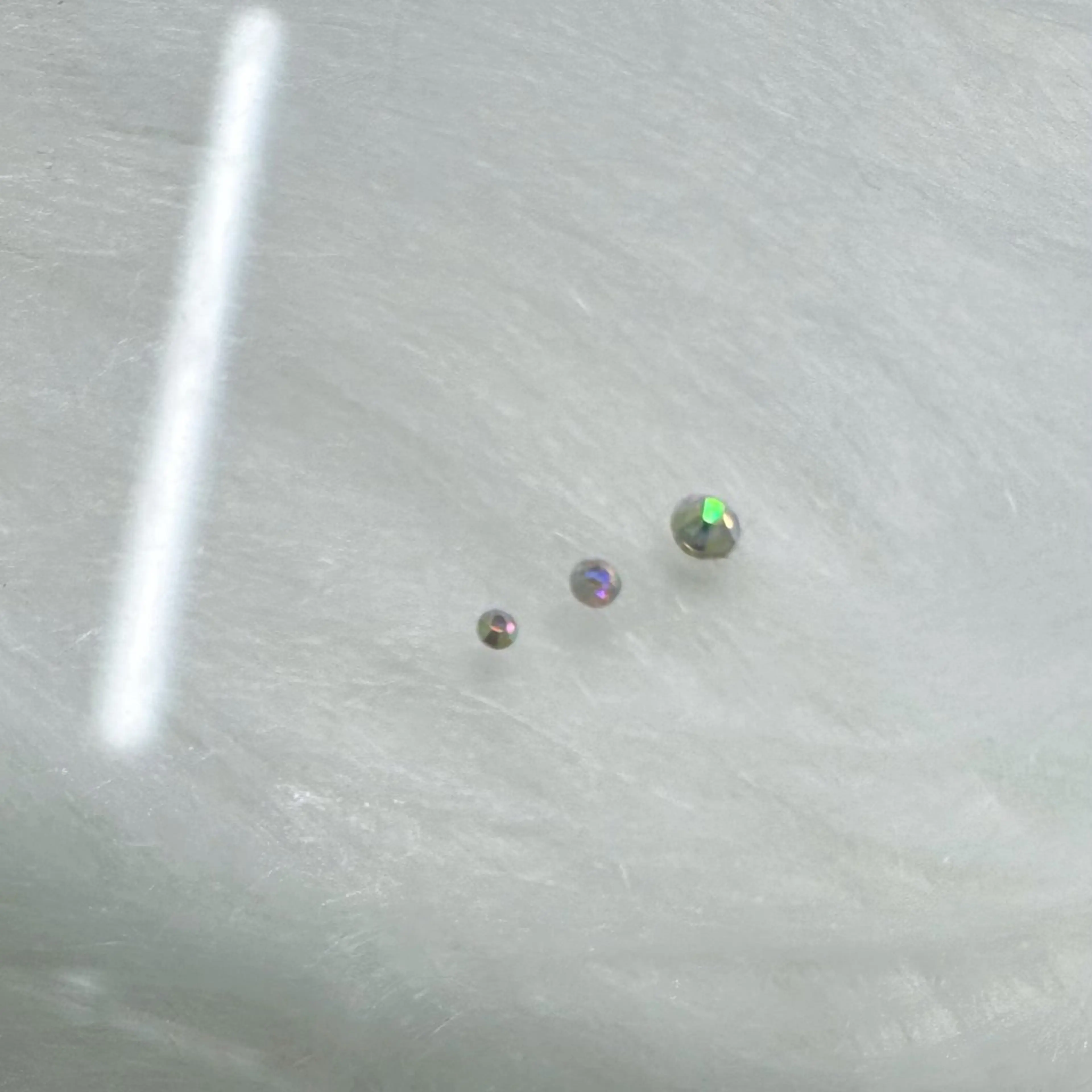 ネイル オーロラネイル ストーンネイル エリクサーネイル池袋 藤田のネイルデザイン