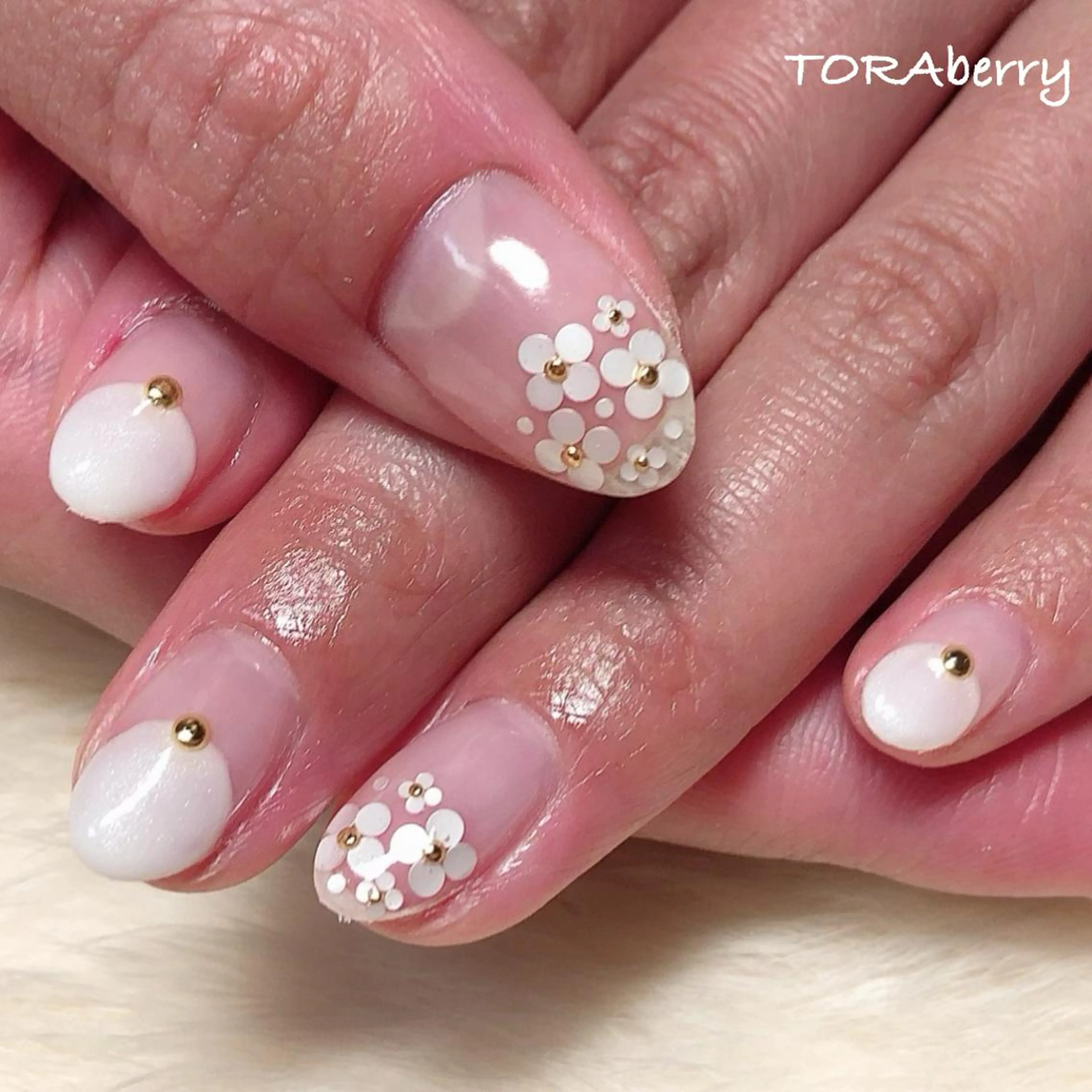 ネイル ハンドネイル ネイリスト なつみのネイルデザイン