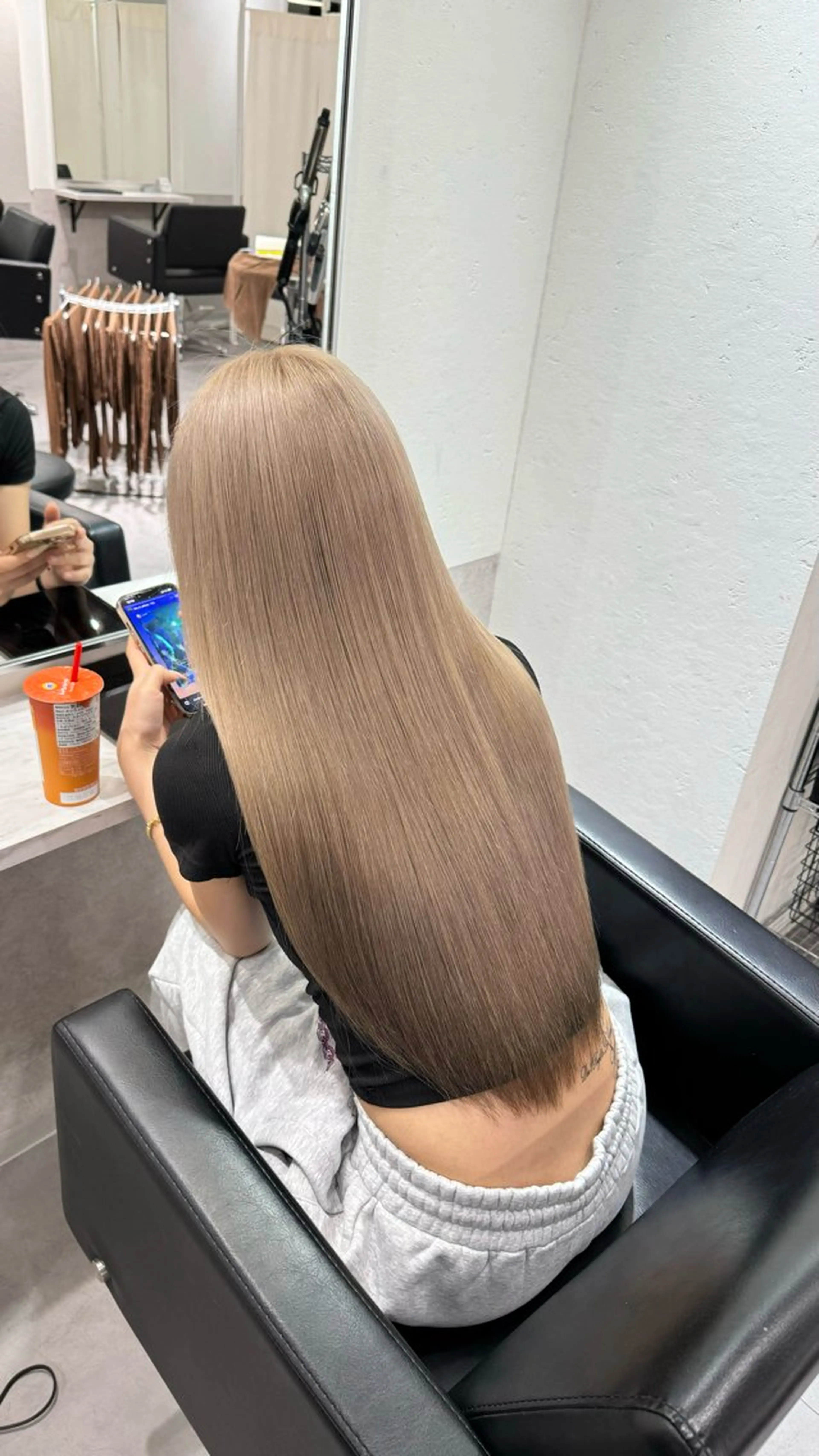 ロング カラー グレージュ yume🦋/ CIERA南船場のヘアスタイル