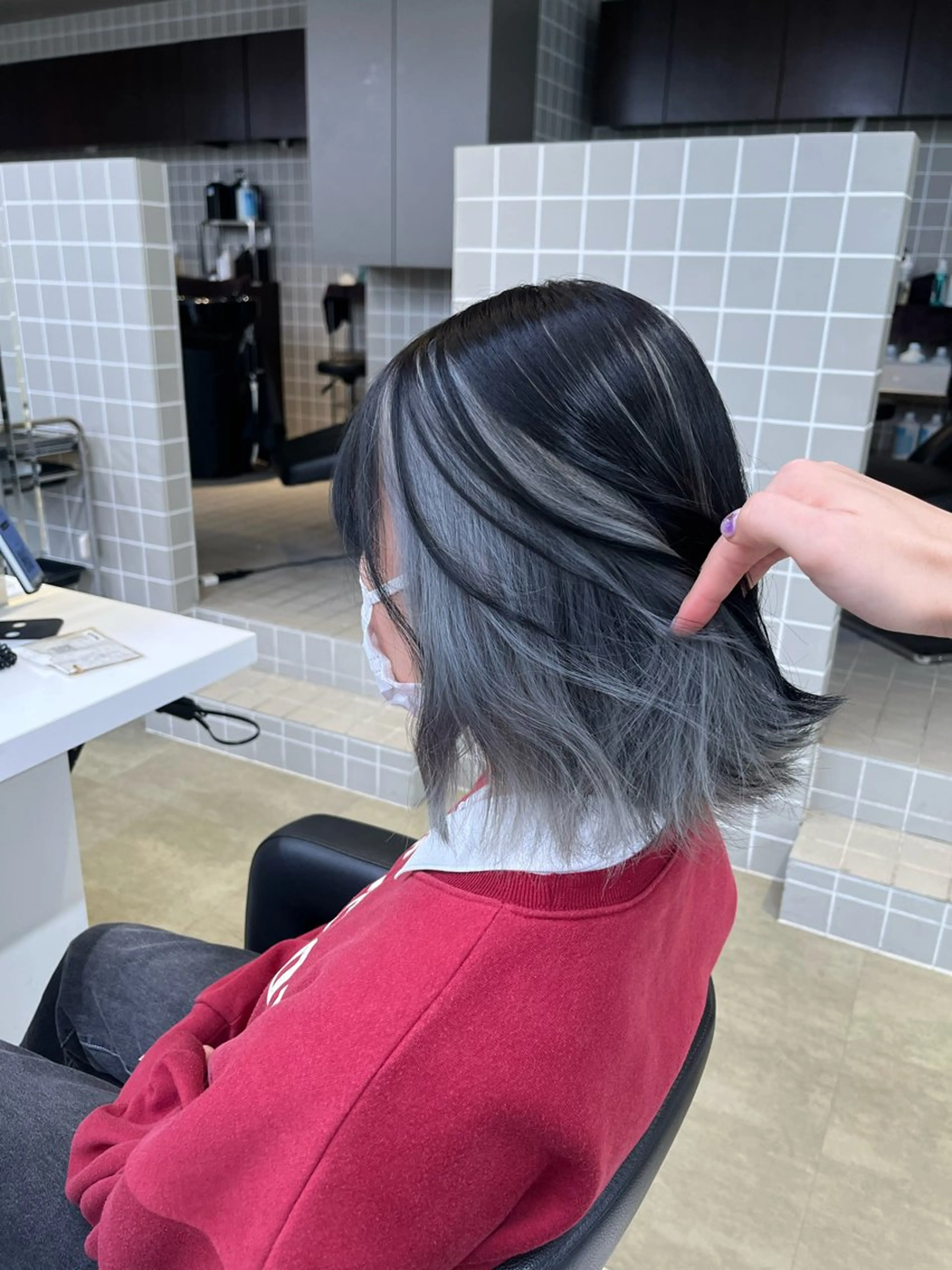 セミロング ヘアカラー トリートメント ヘッドスパ ヘアセット 寒色＆ブリーチ特化 寒色MiOのヘアスタイル