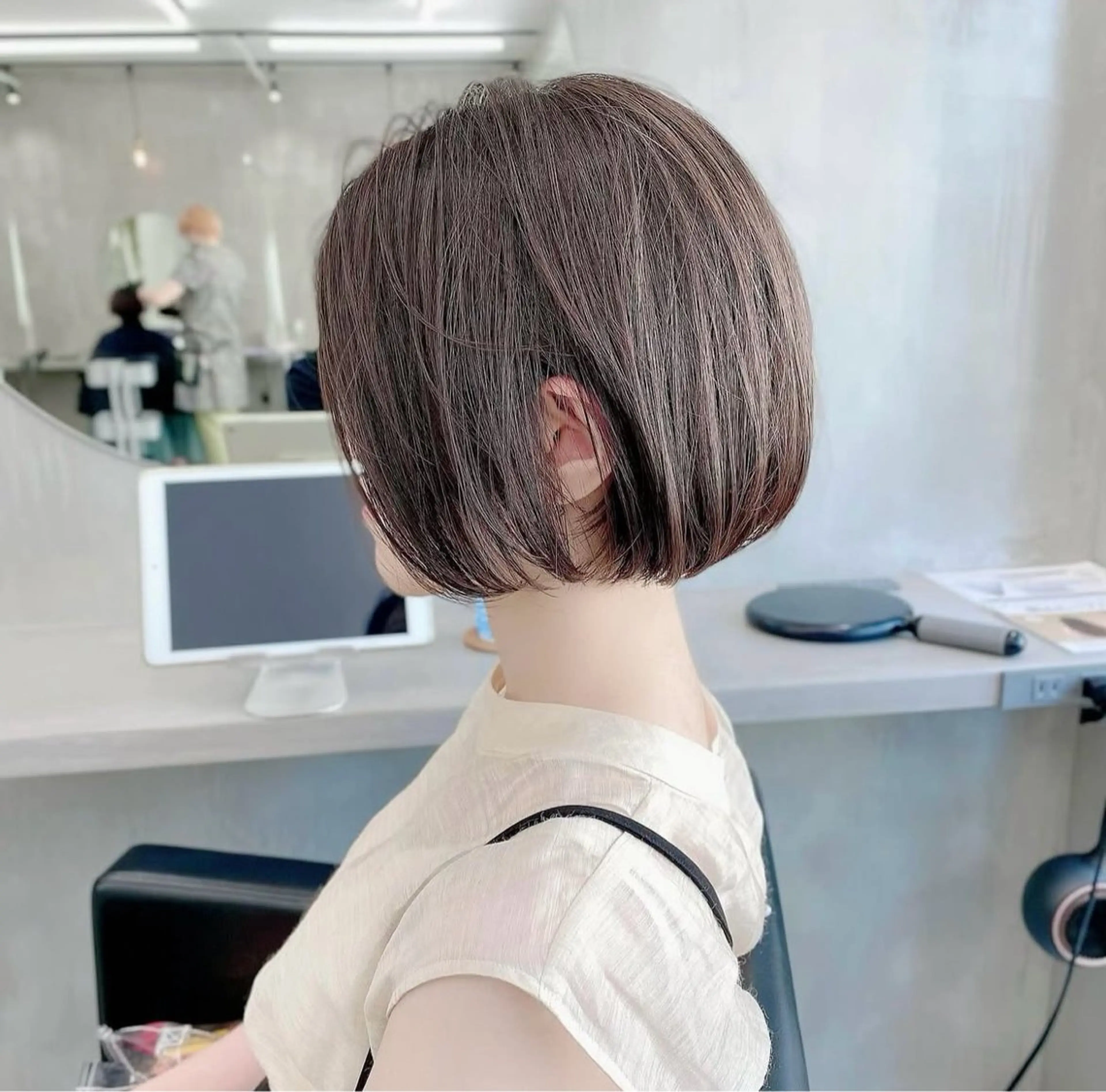 ショート カラー 似合わせカット✂︎ りょお🫧のヘアスタイル