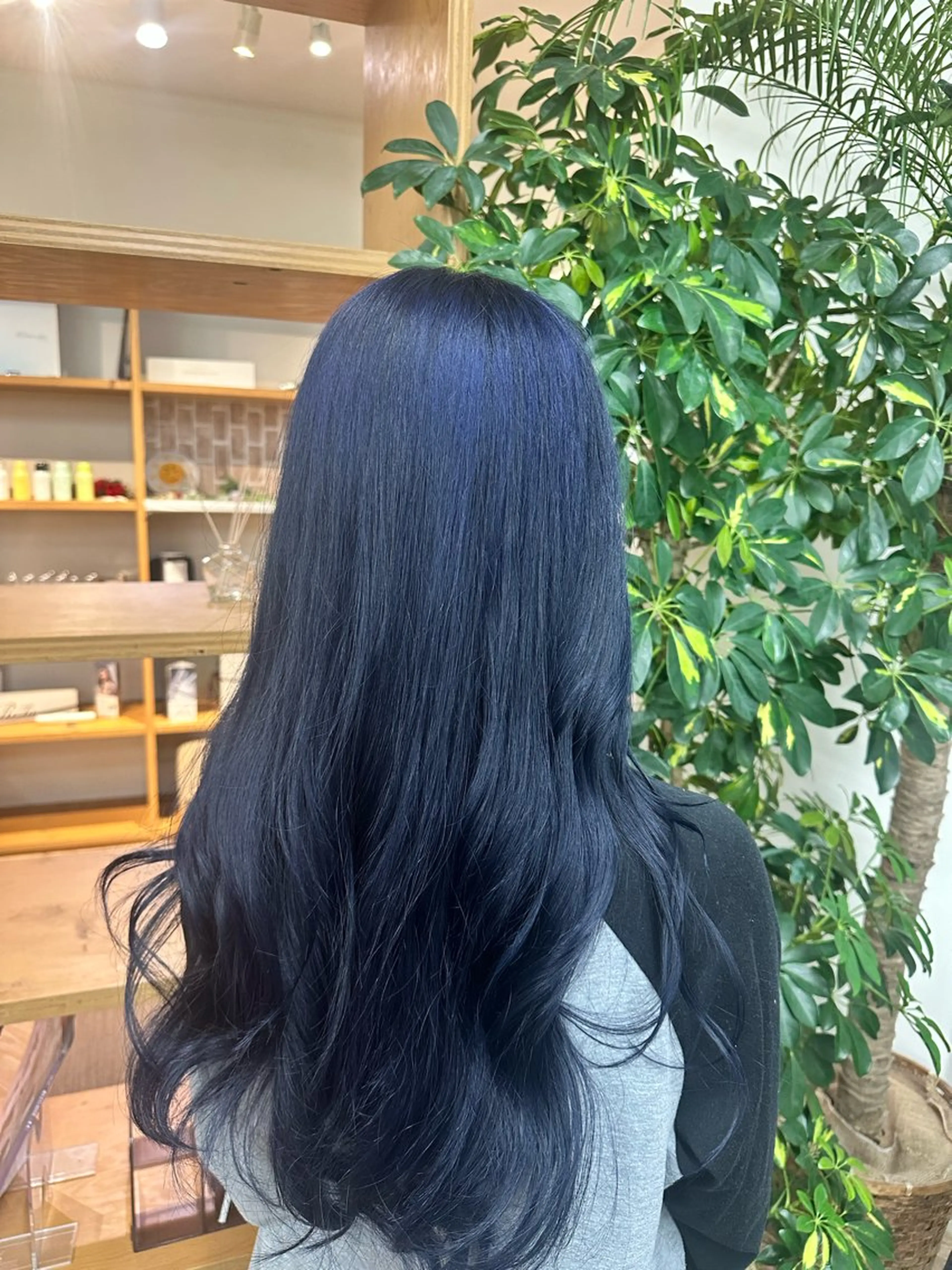 カラー ブルーカラー ヘアカラー トリートメント ブリーチカラー/ わきたちえ🌻のヘアスタイル