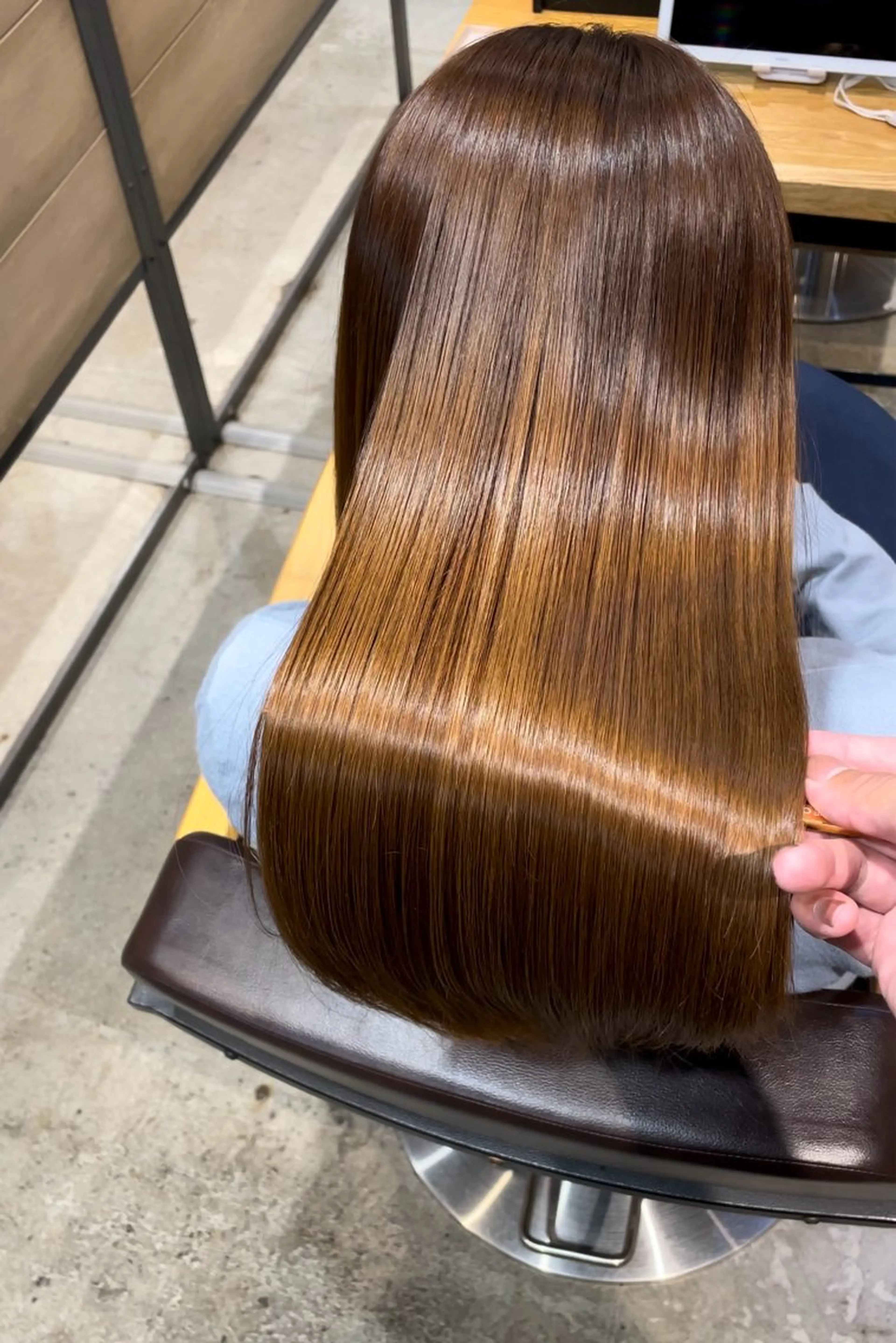 セミロング セミロングパーマ 髪質改善 縮毛矯正 トリートメント 酸性ストレート カット 縮毛矯正 トリートメント HANARE by youres hair 神楽坂所属・神楽坂/縮毛矯正/ 髪質改善/香村優弥のヘアスタイル