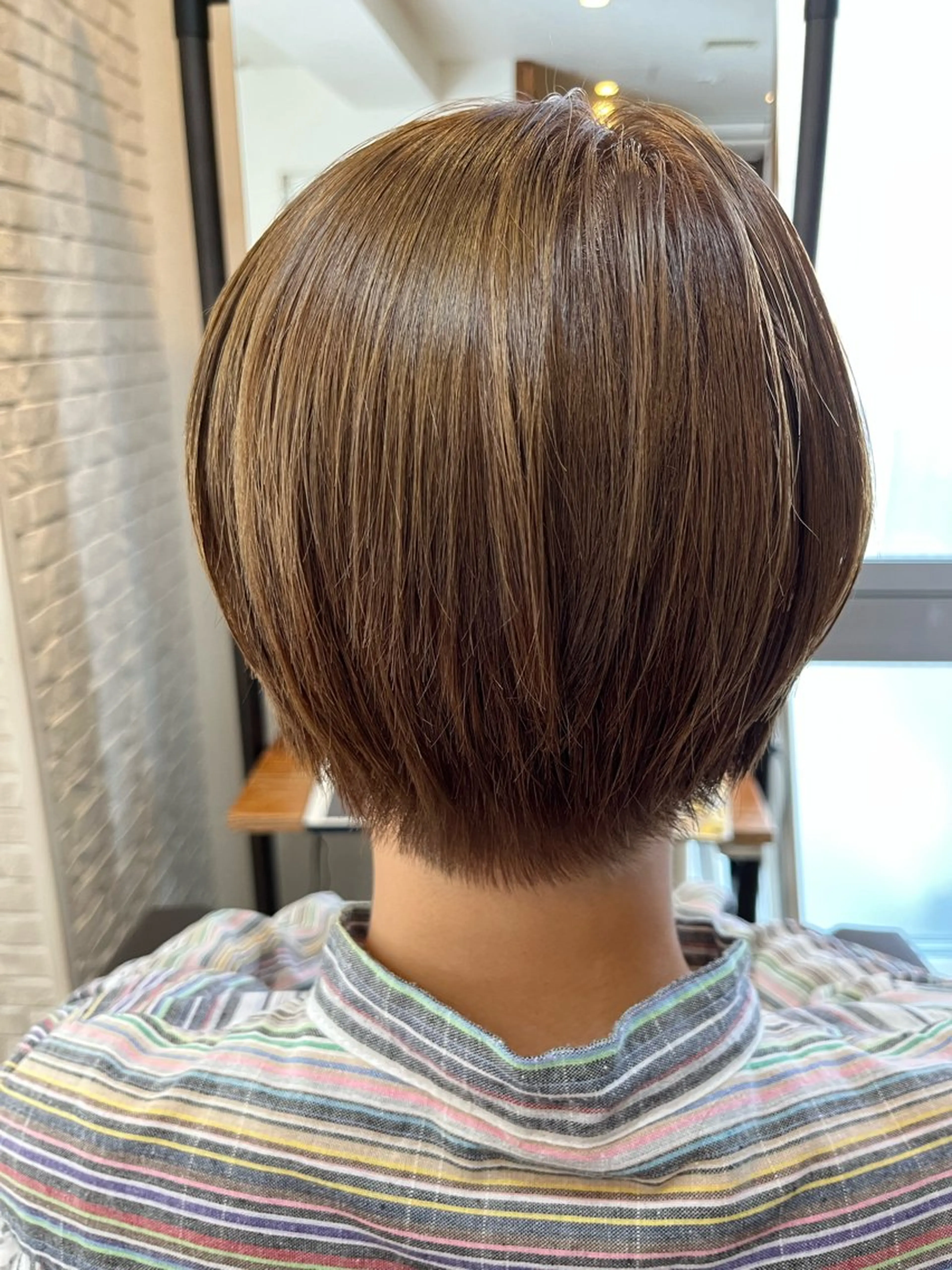 ショート カラー 伊藤 さやかのヘアスタイル