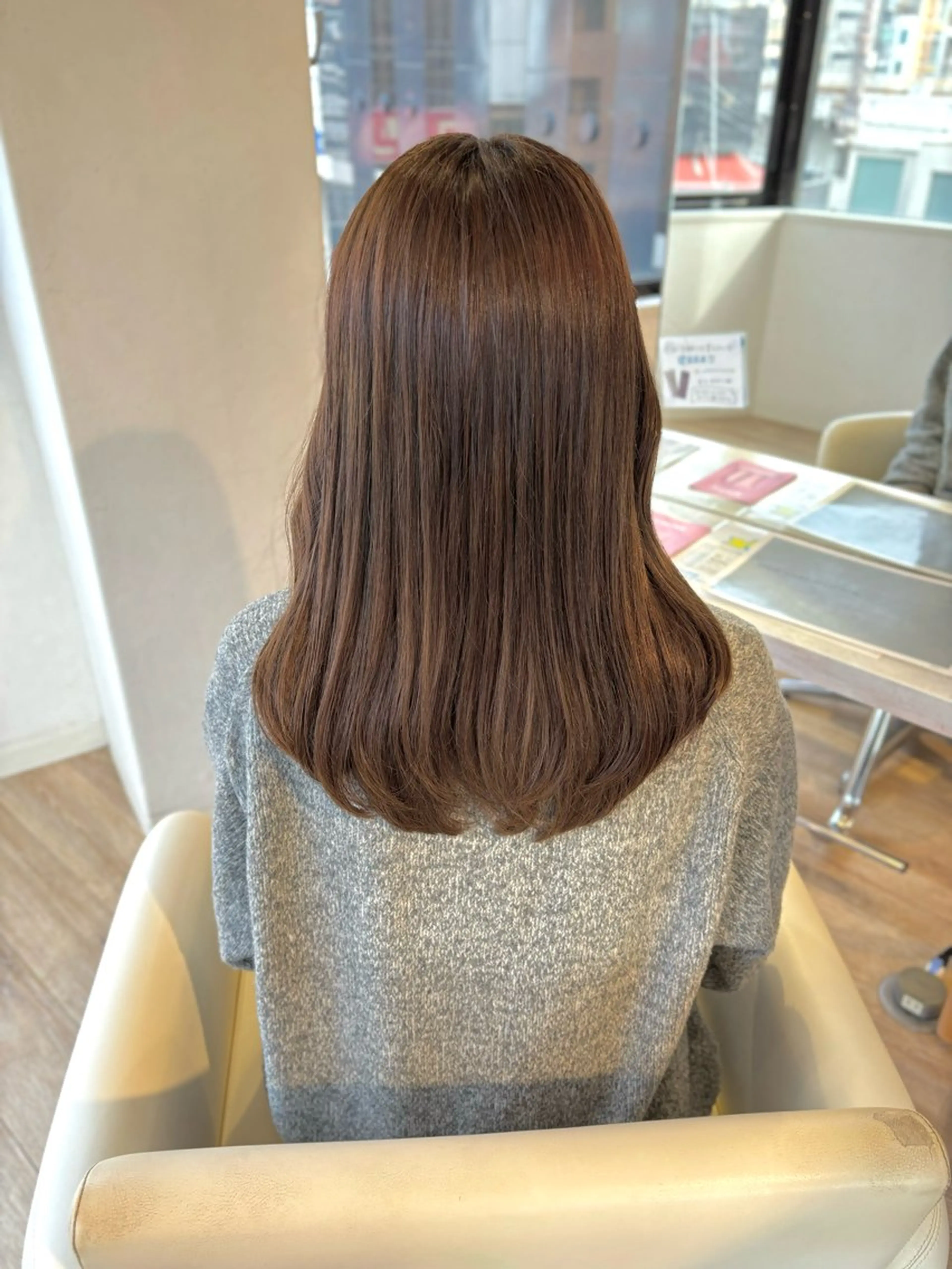 ミディアム カラー ヘアアレンジ ベージュカラー ヘアカラー 女性専用サロンiiro【イロ】所属・【韓国ヘア/透明感 カラー】makotoのヘアスタイル