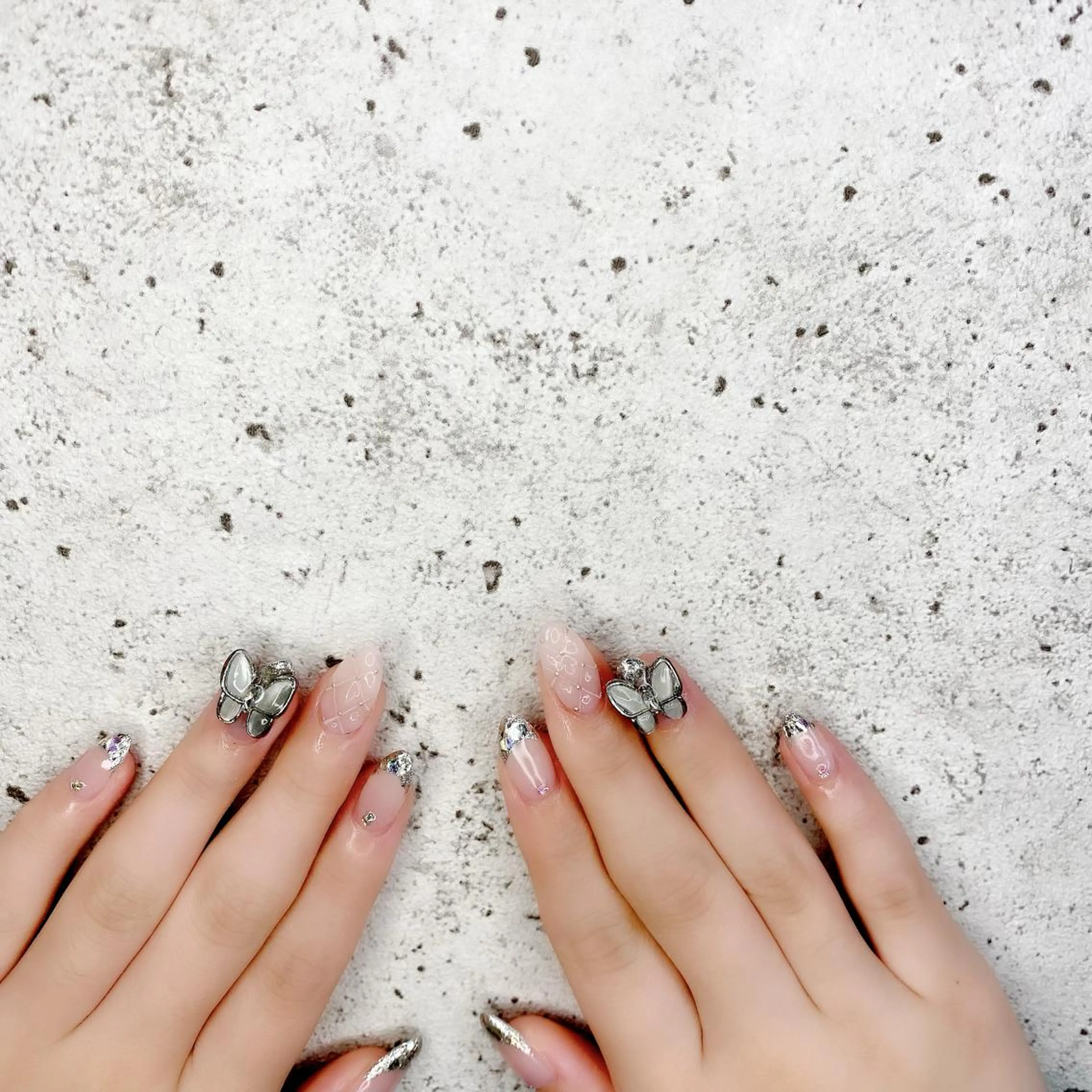 セミロング カラー パーマ ヘアアレンジ メンズ キッズ ネイル マツエク・マツパ 成人式 成人式 成人式 長さ出し フレンチネイル ハンドネイル Salon Kのネイルデザイン