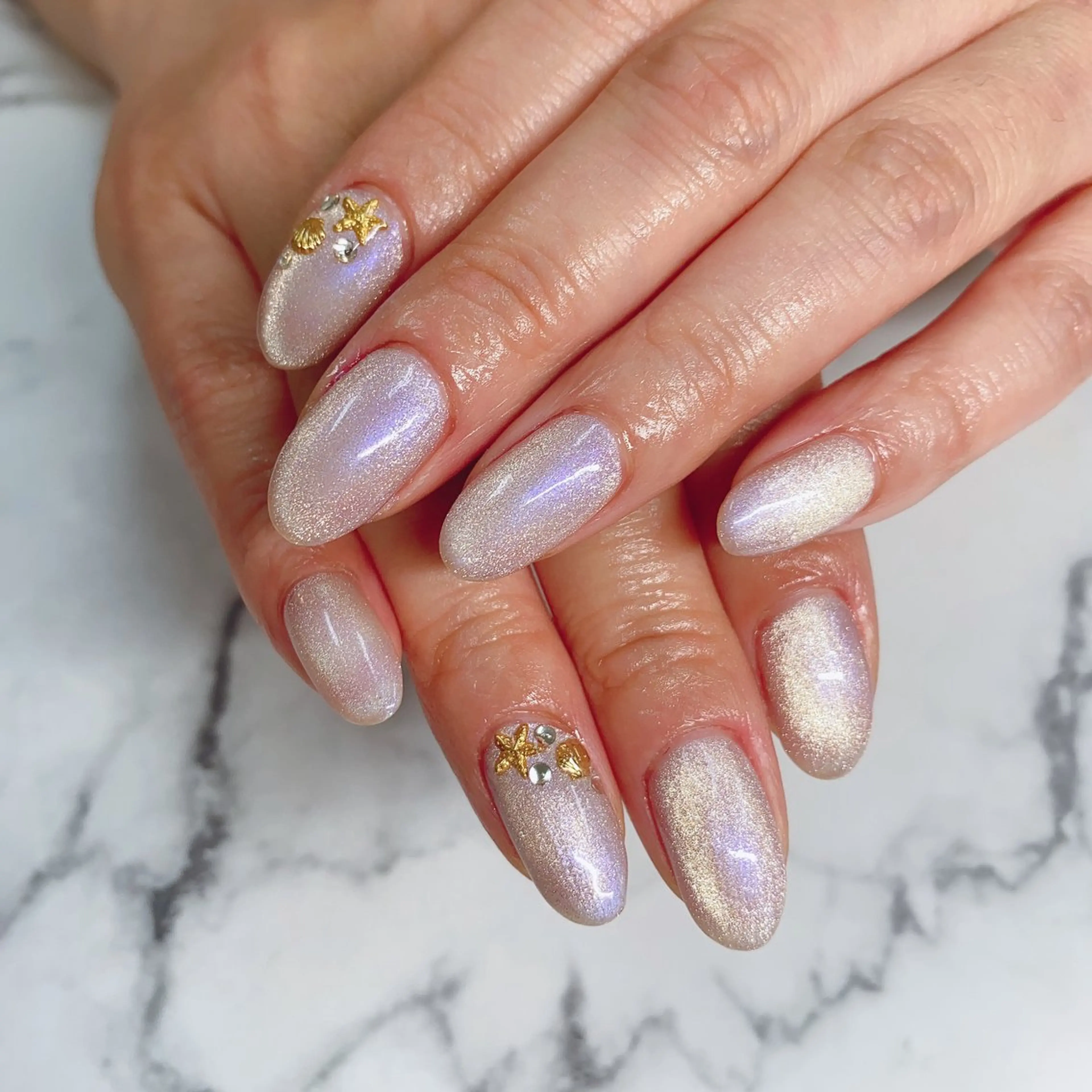 ネイル 石原 夕華のネイルデザイン